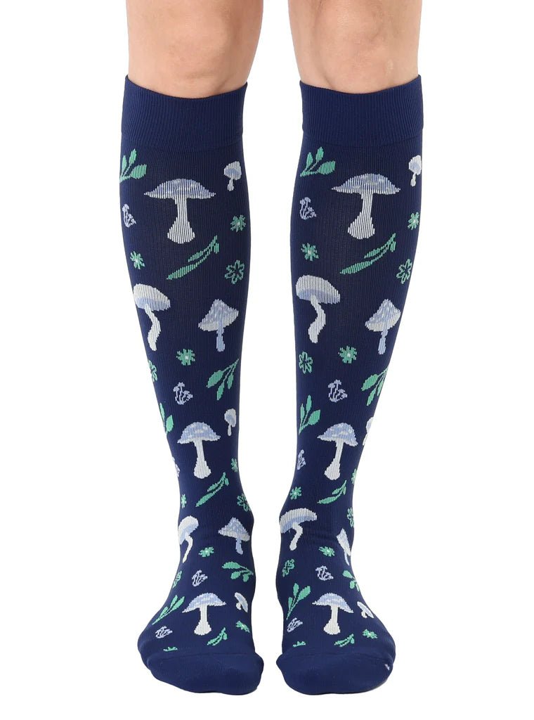 Living Royal Compression Socks for Women & Men - 15-20 mmHg Graduated Support - Improve Circulation & Reduce Swelling - Perfect for Travel, Running & Nurses