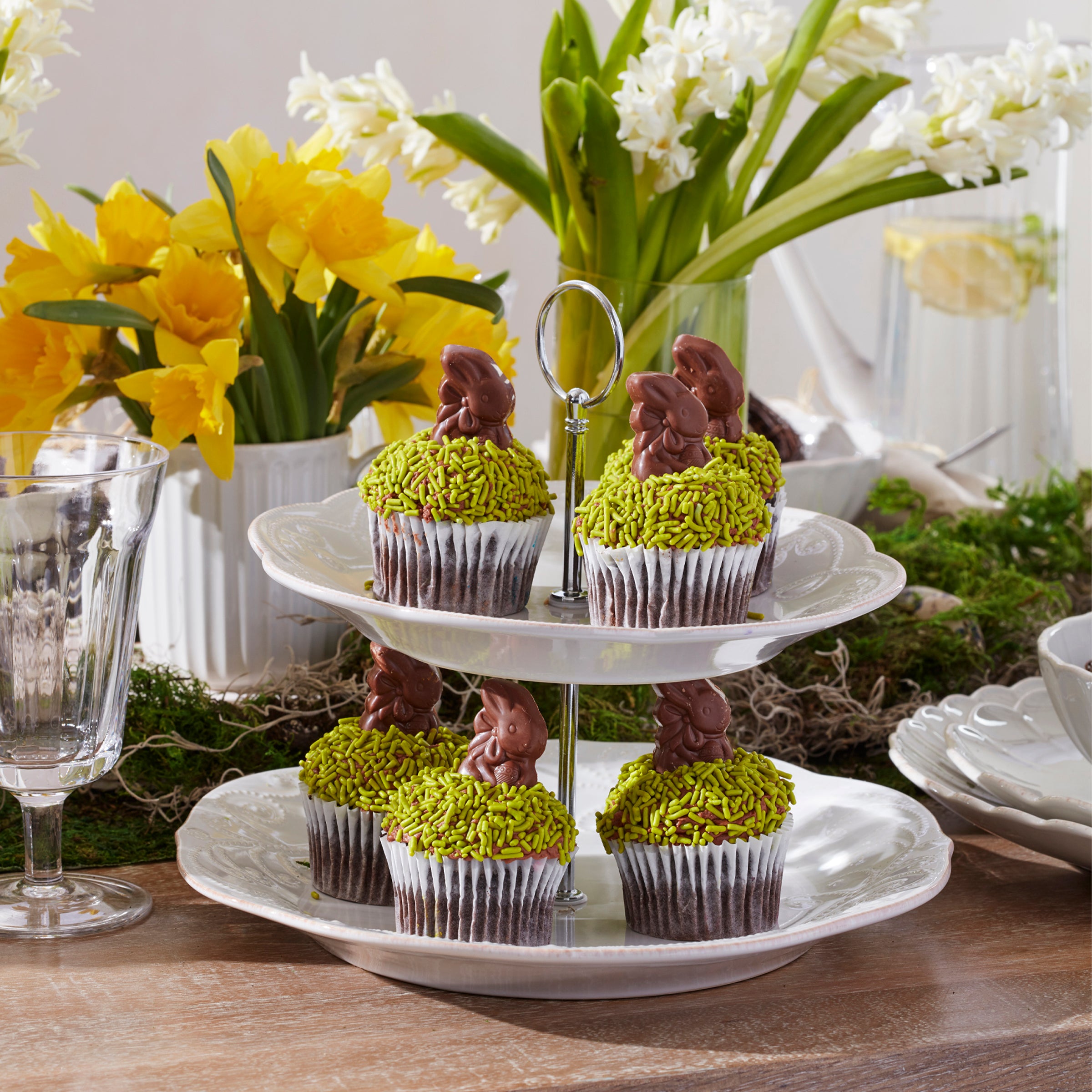 French Pearl White 2-Tier Serving Tray - Elegant Dessert Stand for Afternoon Tea, Wedding Buffet & Party Display