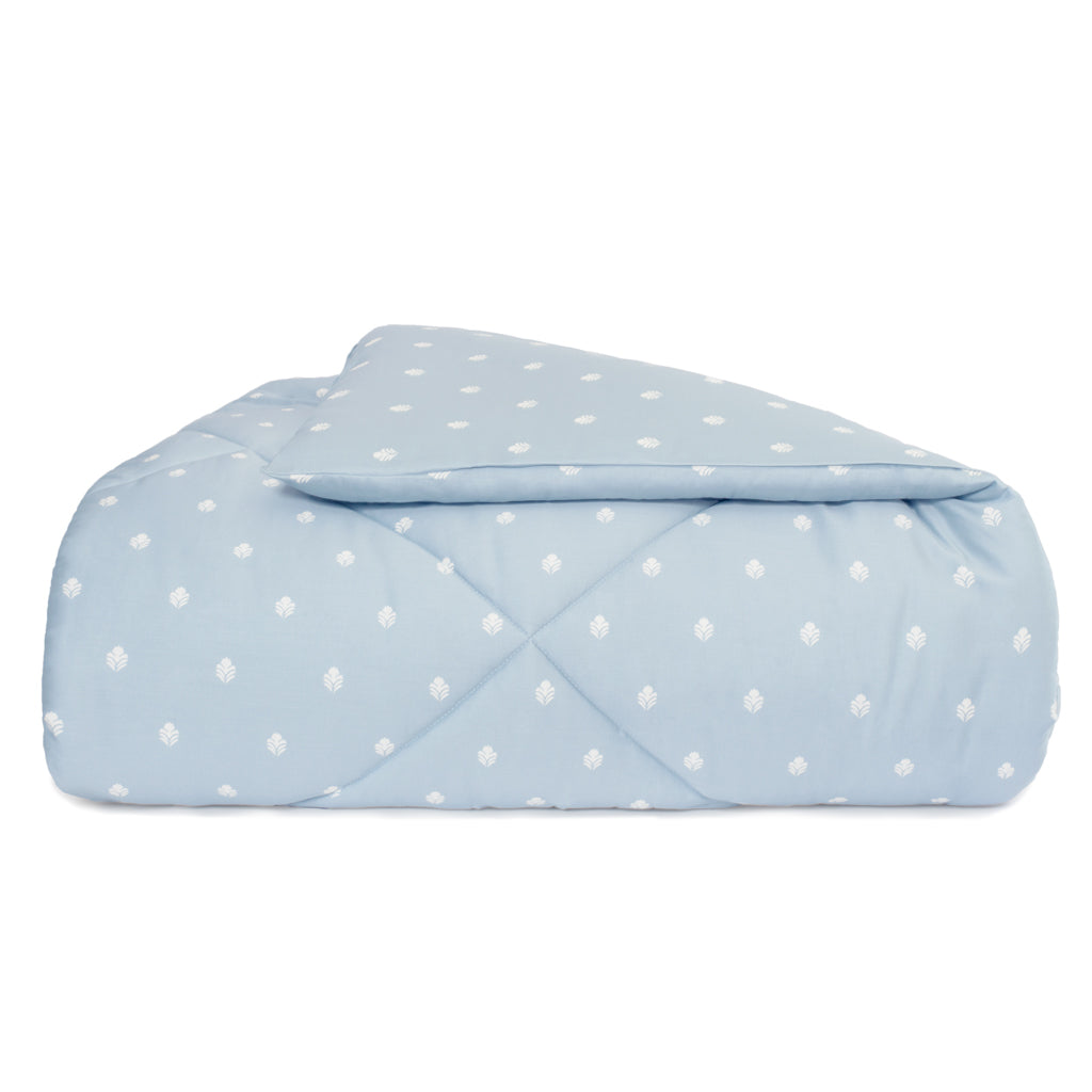 Luxury Flora Blue Comforter Set - Soft & Breathable Bedding for All Seasons - Perfect for Master Bedroom, Guest Room & Dorm Decor
