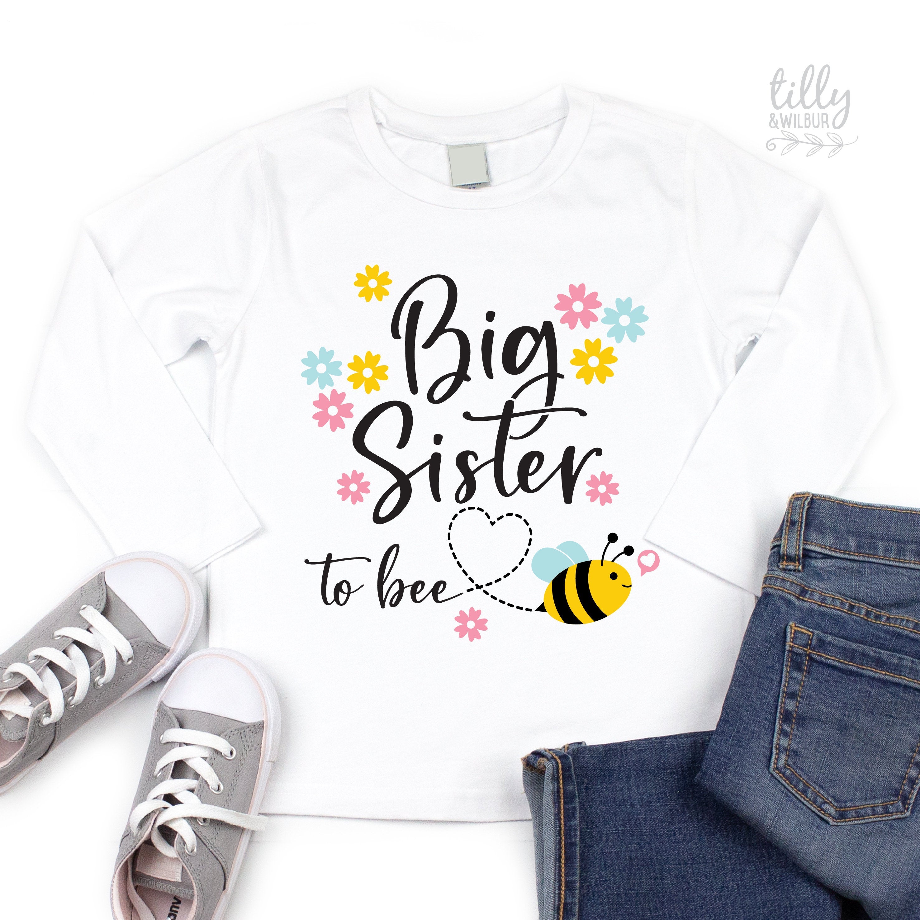 Big Sister To Bee T-Shirt - Cute Bee Design Cotton Tee for Women & Girls - Perfect for Sibling Matching Outfits, Family Events & Casual Wear