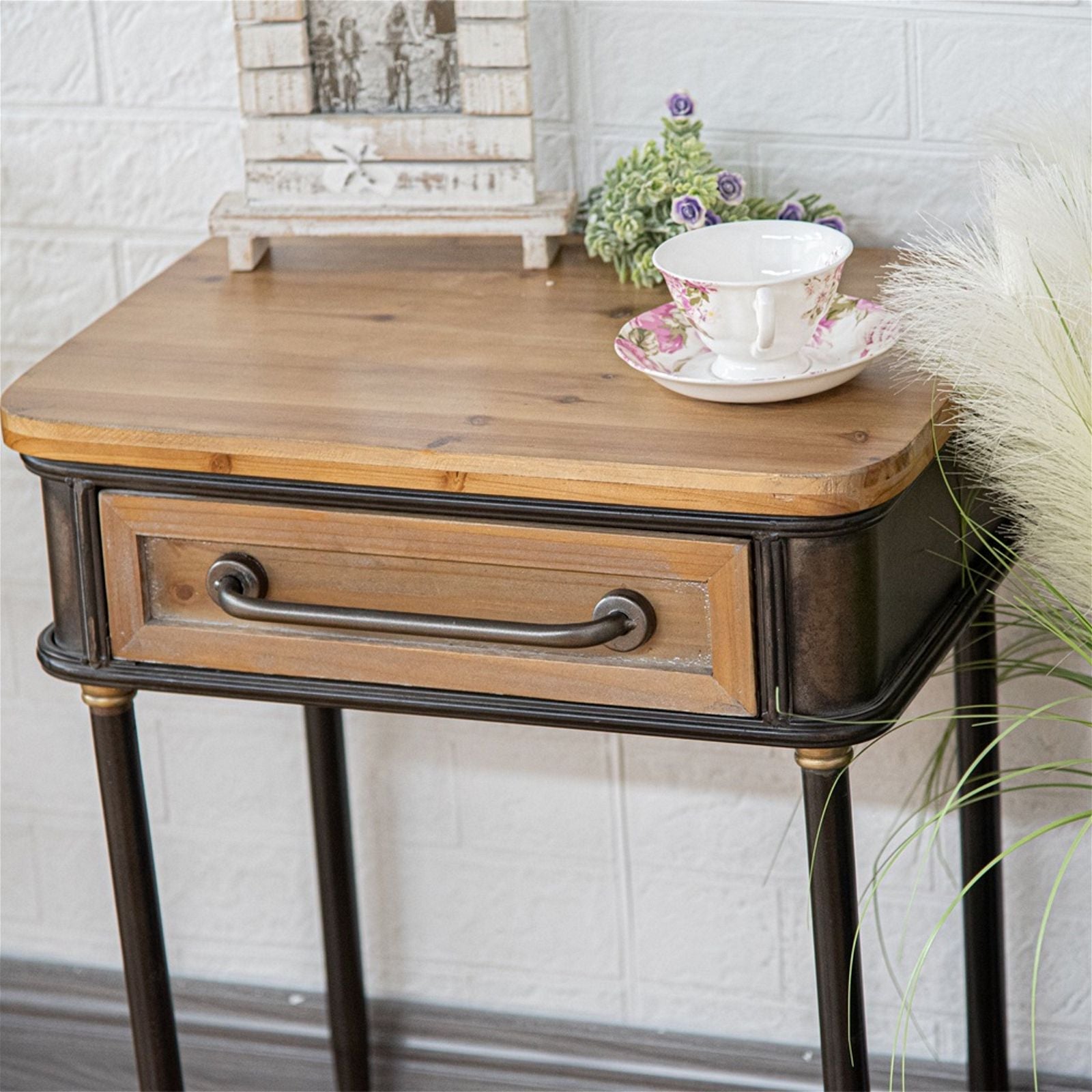 Refino Modern Side Table by Urban Style - Stylish End Table for Living Room, Bedroom & Office - Perfect for Coffee, Books & Decor