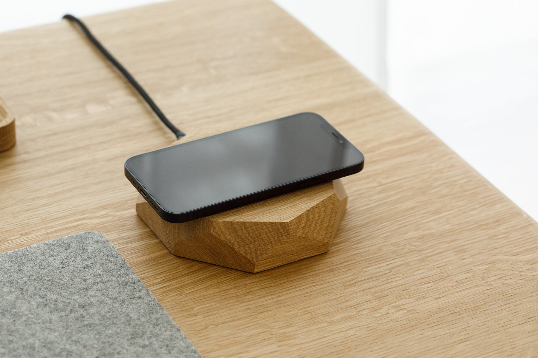 Wireless Charging Pad Set - Fast Qi-Certified Charger for iPhone, Samsung, AirPods - Perfect for Home, Office & Travel