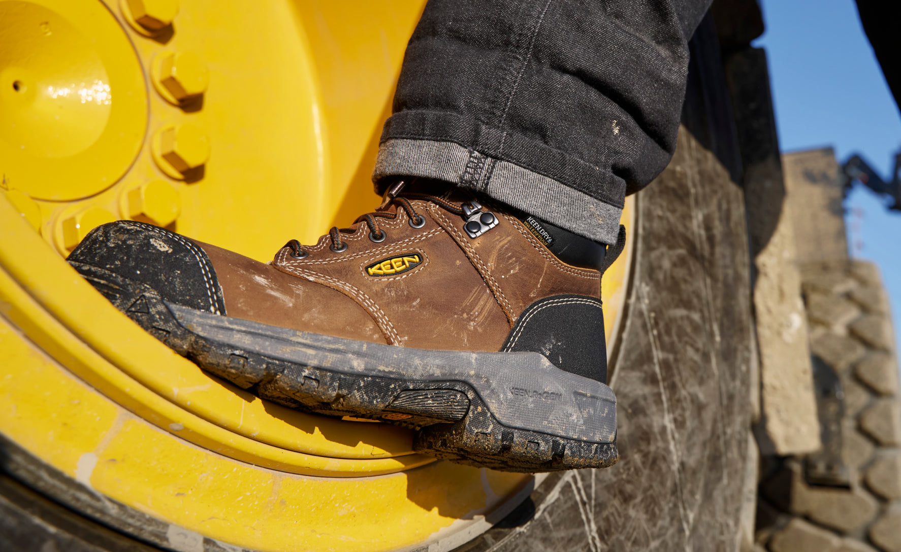 Women's Evanston 6 Waterproof Work Boots with Carbon Toe - Bison/Black - Durable Safety Boots for Construction, Hiking & Outdoor Work