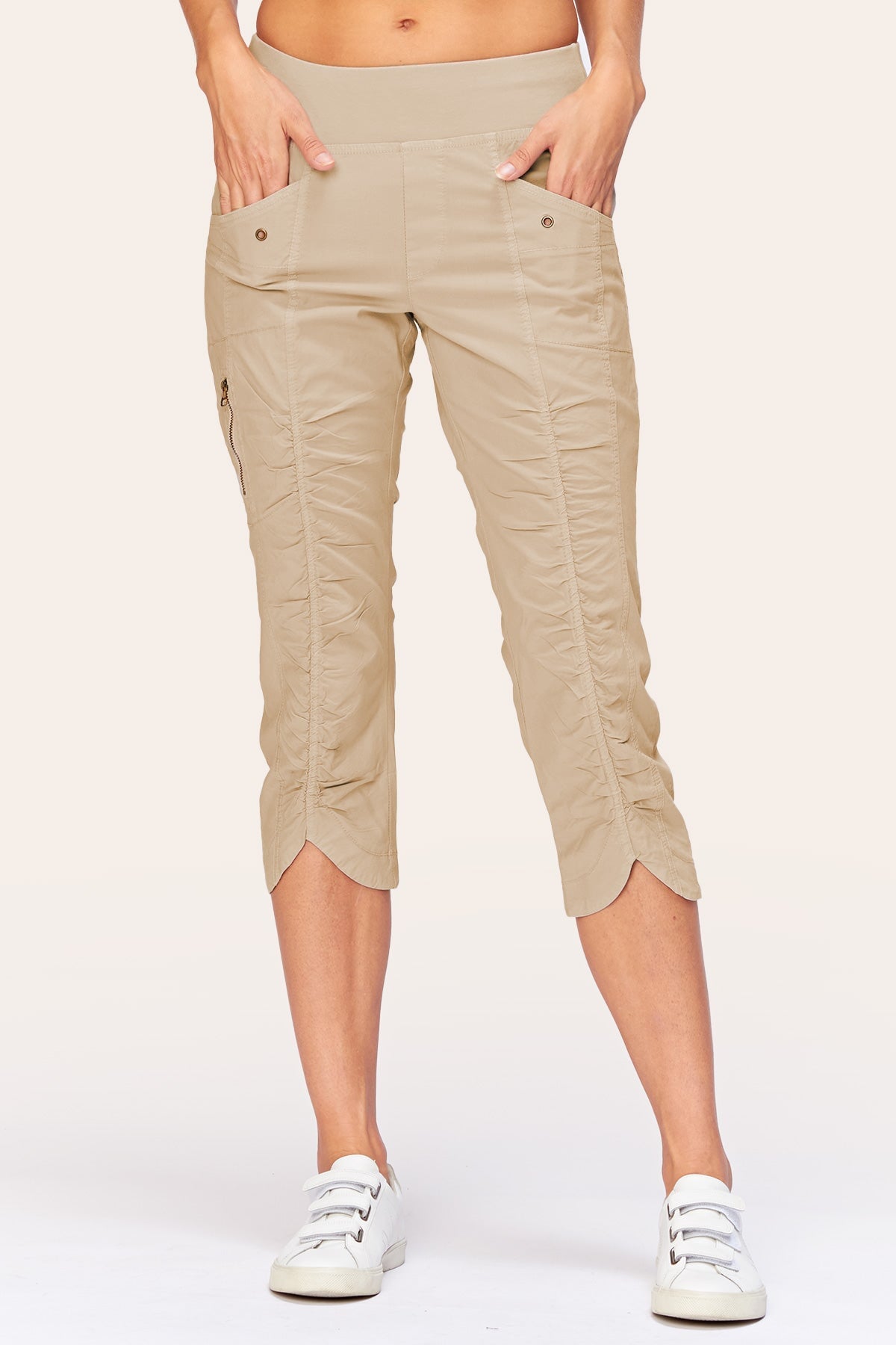 Iris Crop Sand - Women's Fashionable and Comfortable Summer Top for Casual Wear, Beach Outfits, and Vacation Essentials