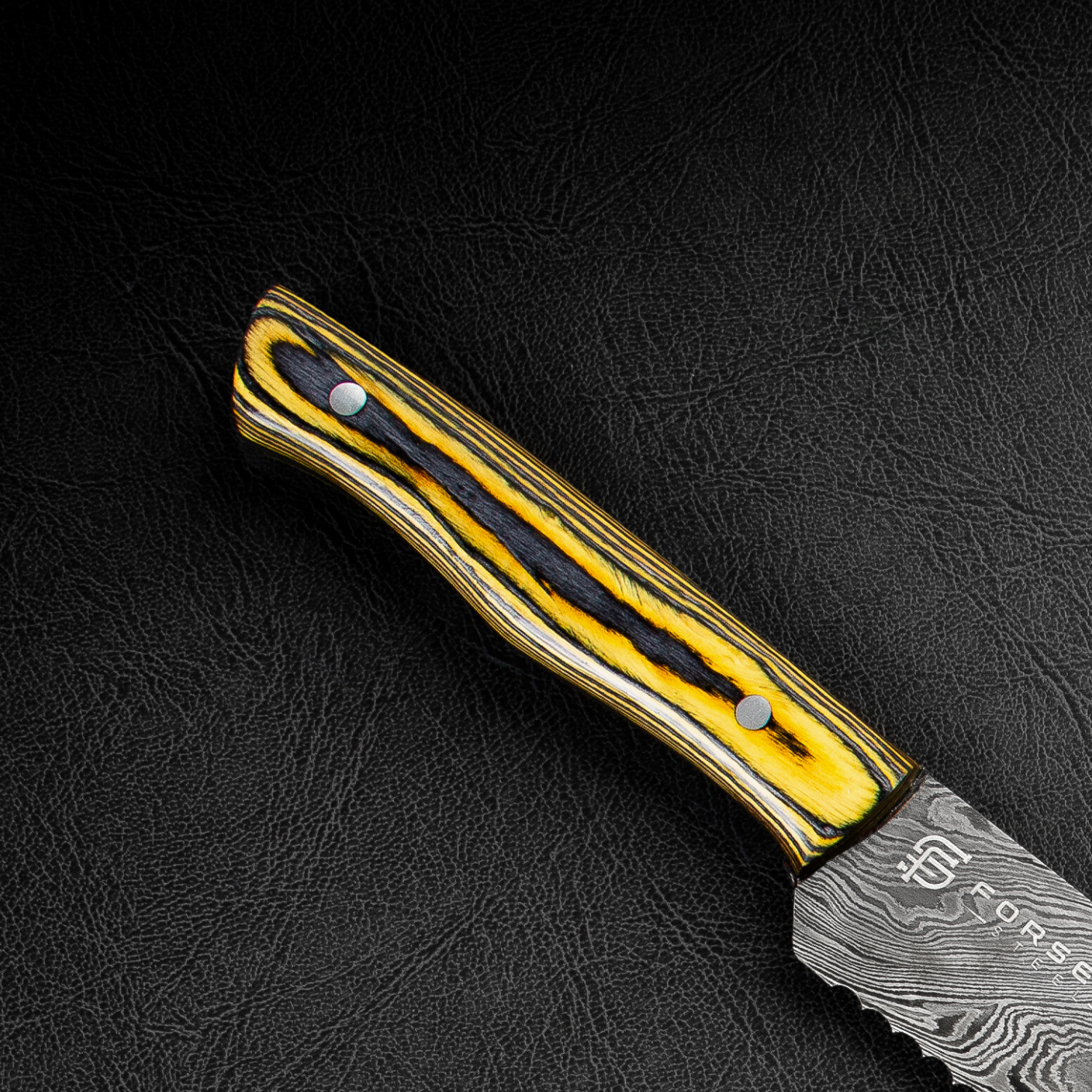 Premium Damascus Steel Serrated Bread Knife with Yellow/Black Handle - Sharp & Durable for Slicing Bread, Pastries, and More - Perfect for Home Kitchens, Bakeries, and Gourmet Cooking