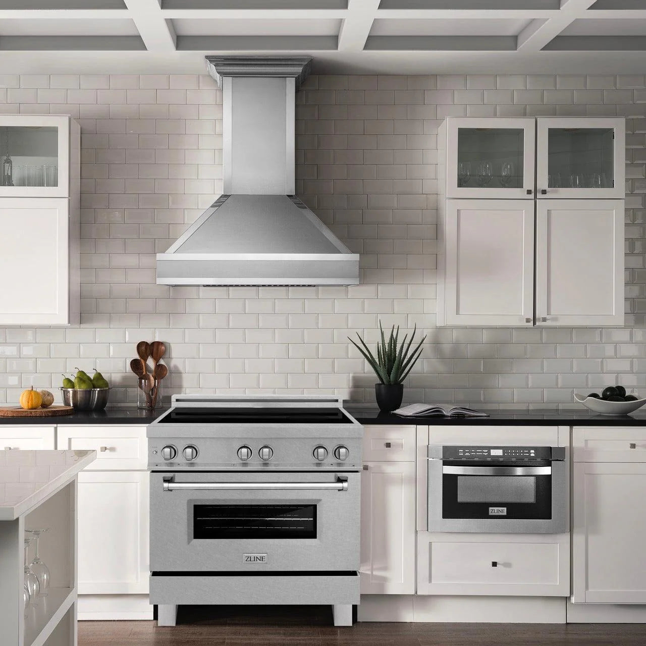 ZLINE 36 Inch 4.6 Cu. Ft. Induction Range with 5-Element Cooktop & Electric Oven - Fingerprint Resistant Stainless Steel (RAINDS SN 36) for Modern Kitchens & Professional Cooking