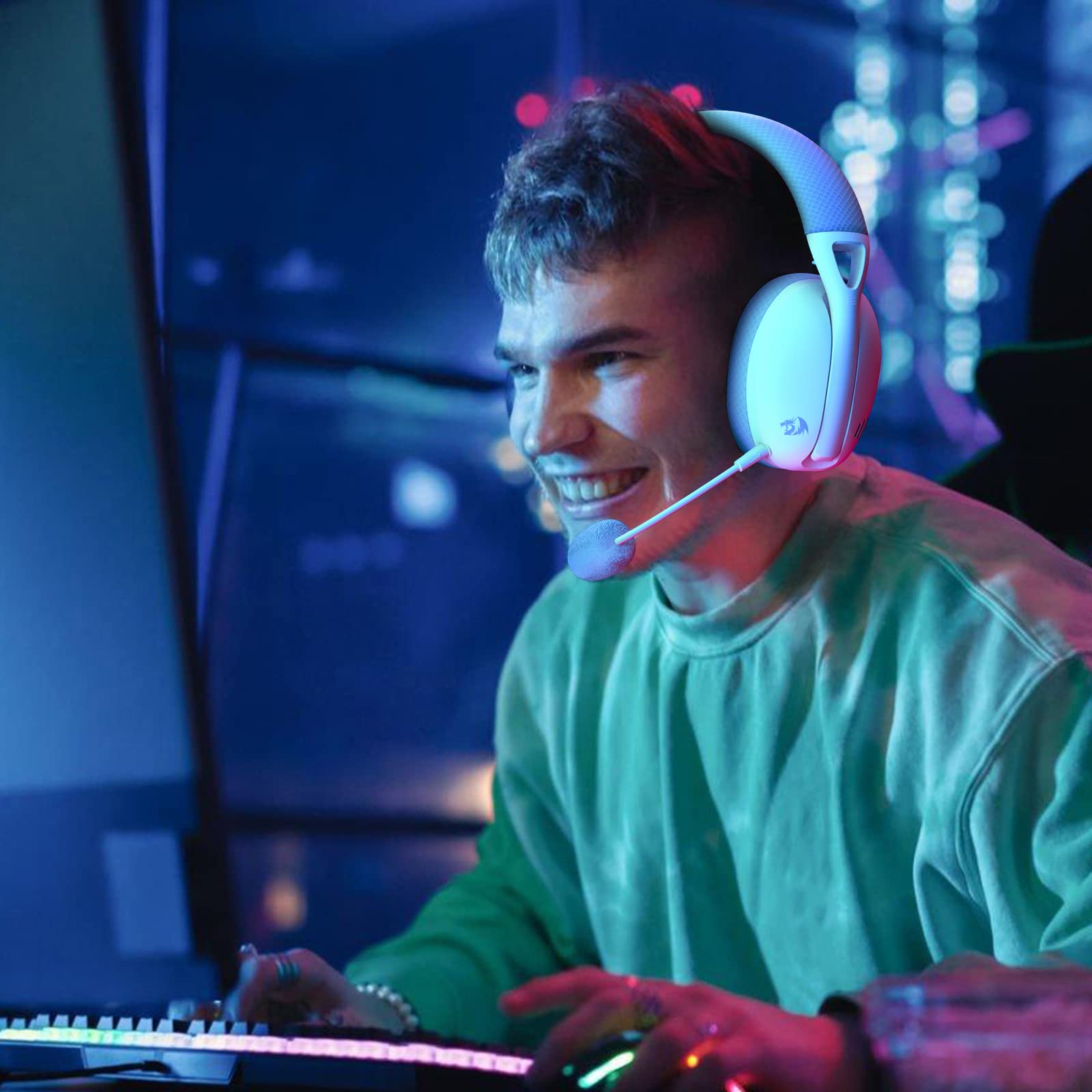 Redragon H848 BT Wireless Gaming Headset - Lightweight Over-Ear Headphones with 7.1 Surround Sound, 40MM Drivers & Detachable Mic - Compatible with PC, PS5/4/3, Nintendo Switch, Mobile - Perfect for Gaming, Streaming & Online Meetings