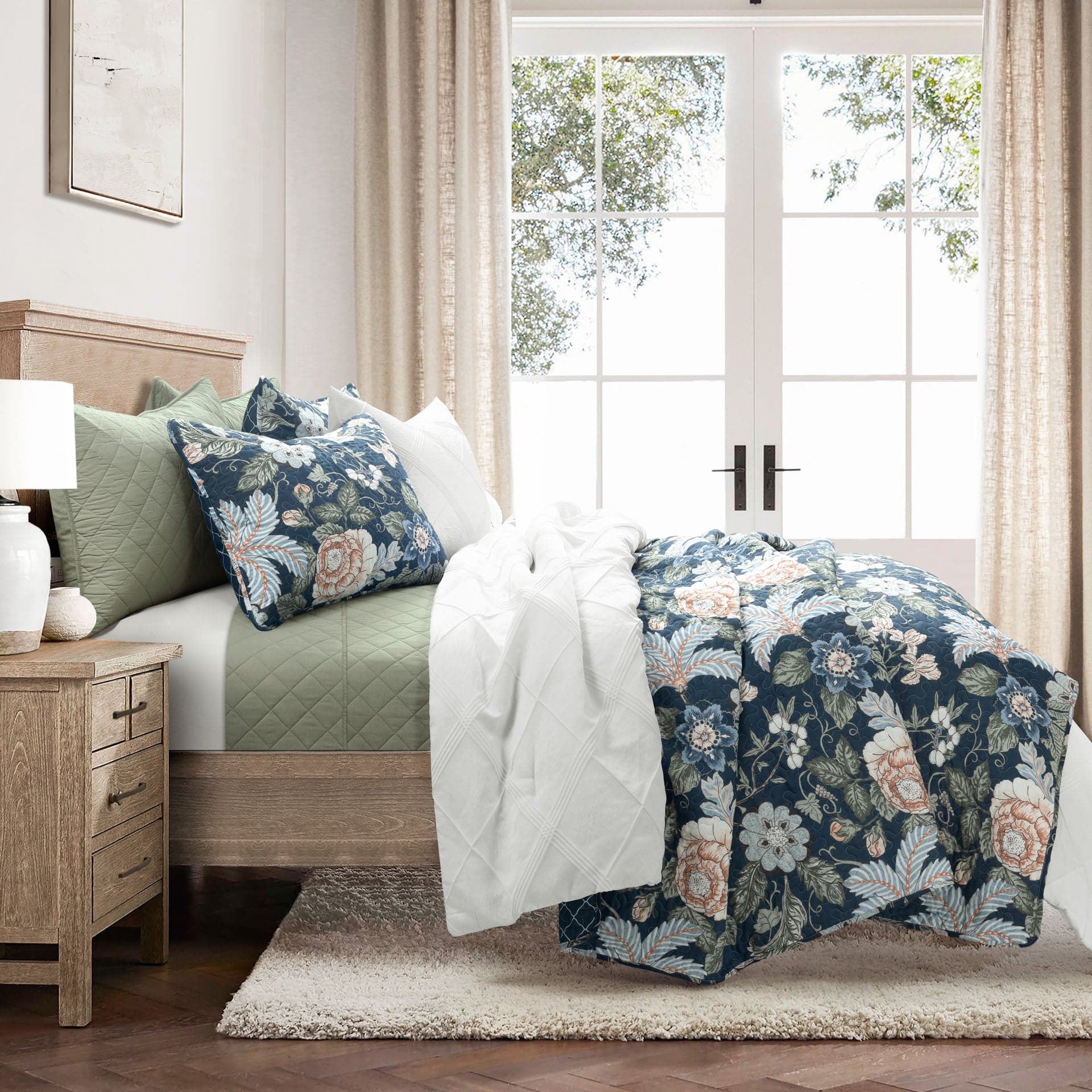 Ava Diamond Oversized Cotton Quilt Set - King Size Bedding with Soft Breathable Fabric for All Seasons | Perfect for Master Bedroom, Guest Room & Cozy Home Decor