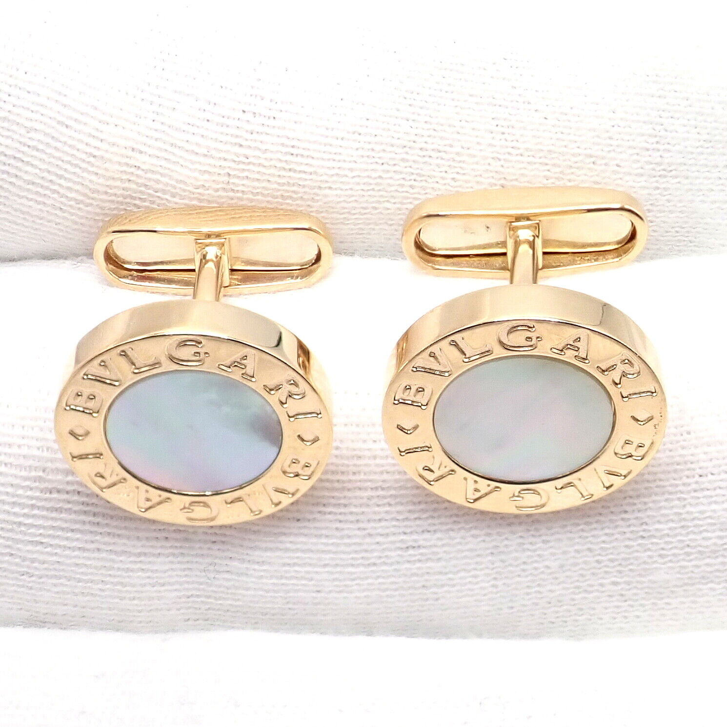 Authentic Bvlgari 18k Yellow Gold Multicenter Cufflink Set - Luxury Men's Jewelry for Formal Events & Business Attire
