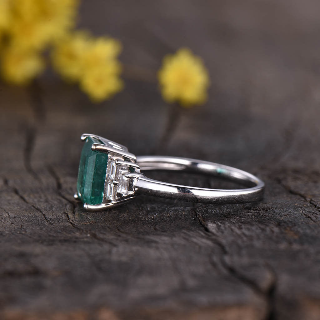 Solitaire Natural Emerald Cut Emerald & Baguette Diamond Engagement Ring - Perfect for Proposals, Weddings & Anniversary Gifts