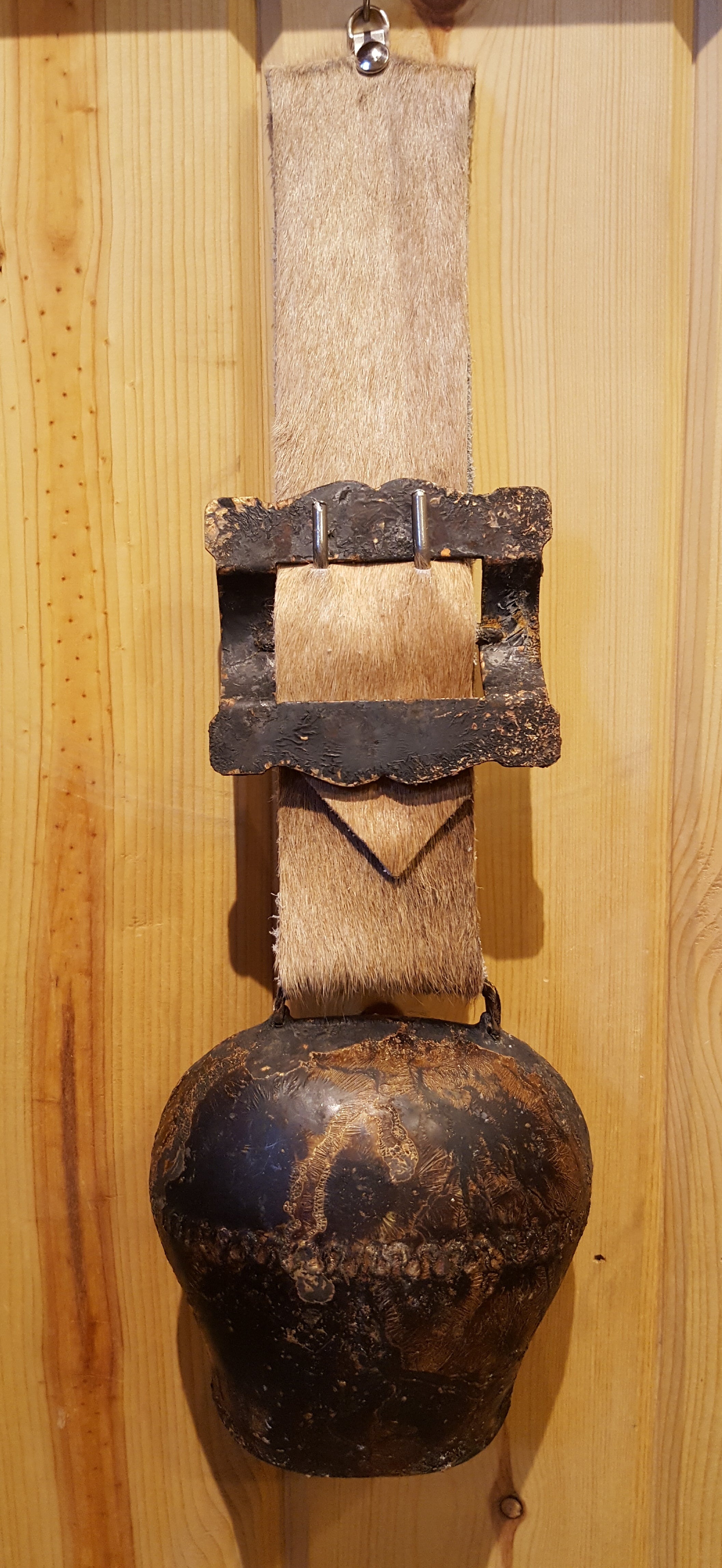 Authentic Swiss Cowbell - Handcrafted Rustic Decor for Farmhouse, Garden & Outdoor Adventures | Perfect for Hiking, Camping & Animal Herding