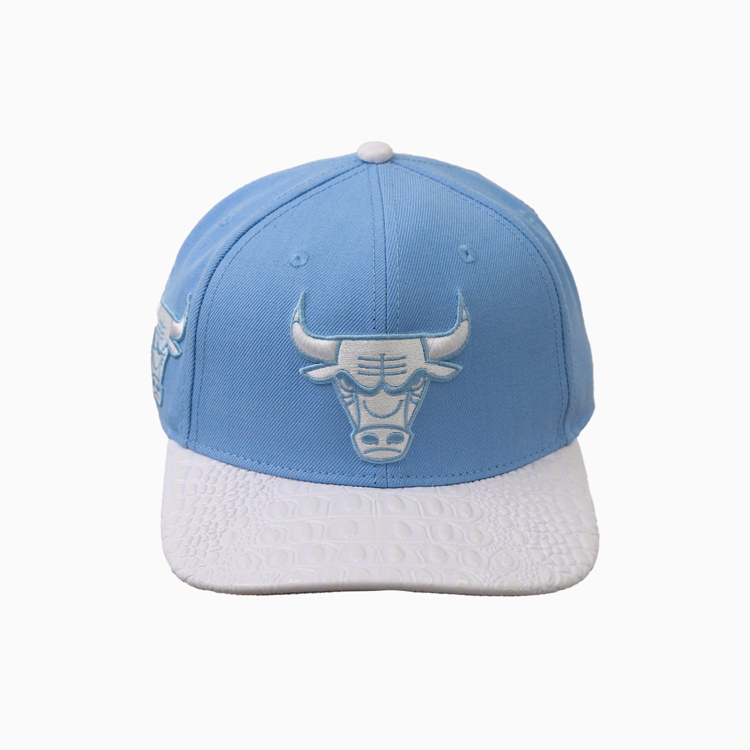 Chicago Bulls NBA Leather Visor Snapback Hat - Official Licensed Basketball Cap for Men & Women - Perfect for Games, Streetwear & Sports Fans