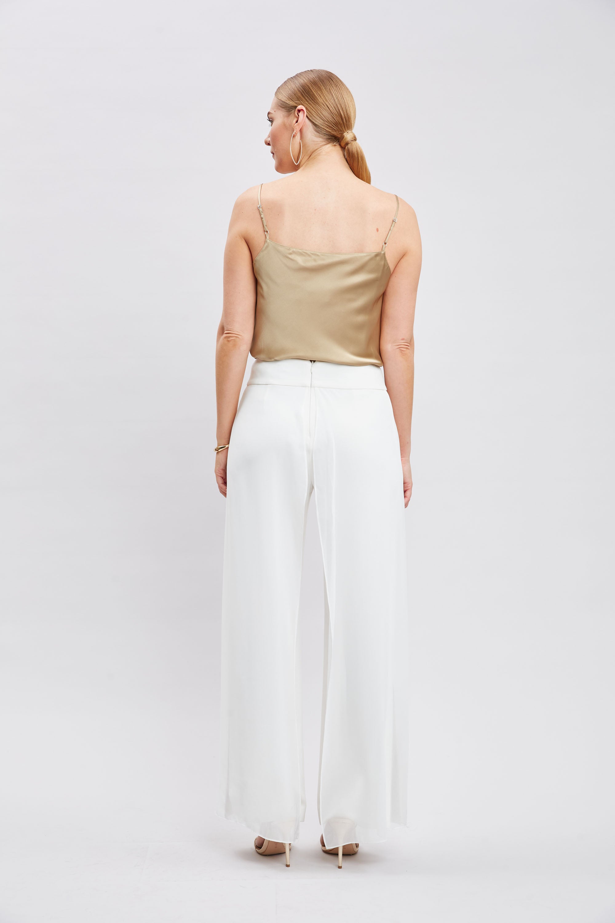 Luxury Stretch Silk Satin Cami Top for Women - Soft & Comfortable Sleeveless Tank Top - Perfect for Layering, Date Night & Summer Outfits