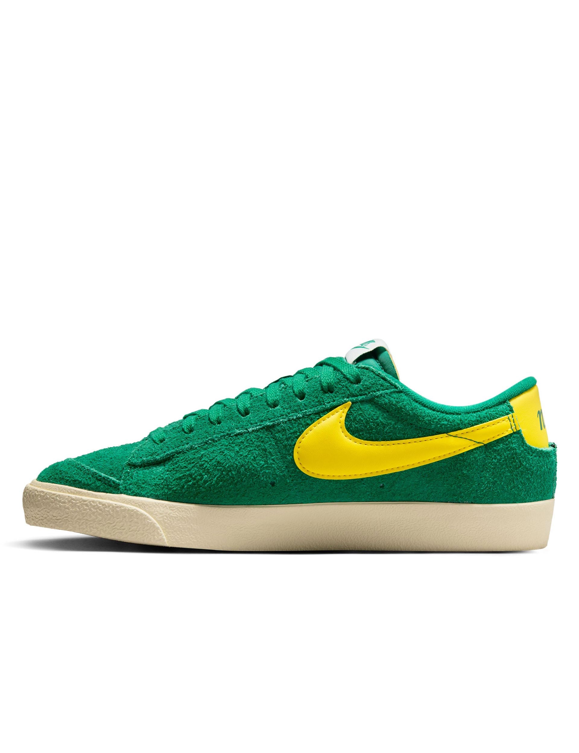 Nike Blazer Low '77 Vintage Sneakers - Malachite/Lightening/Muslin/Sail - Retro Basketball Shoes for Men & Women | Perfect for Casual Wear, Street Style & Vintage Fashion