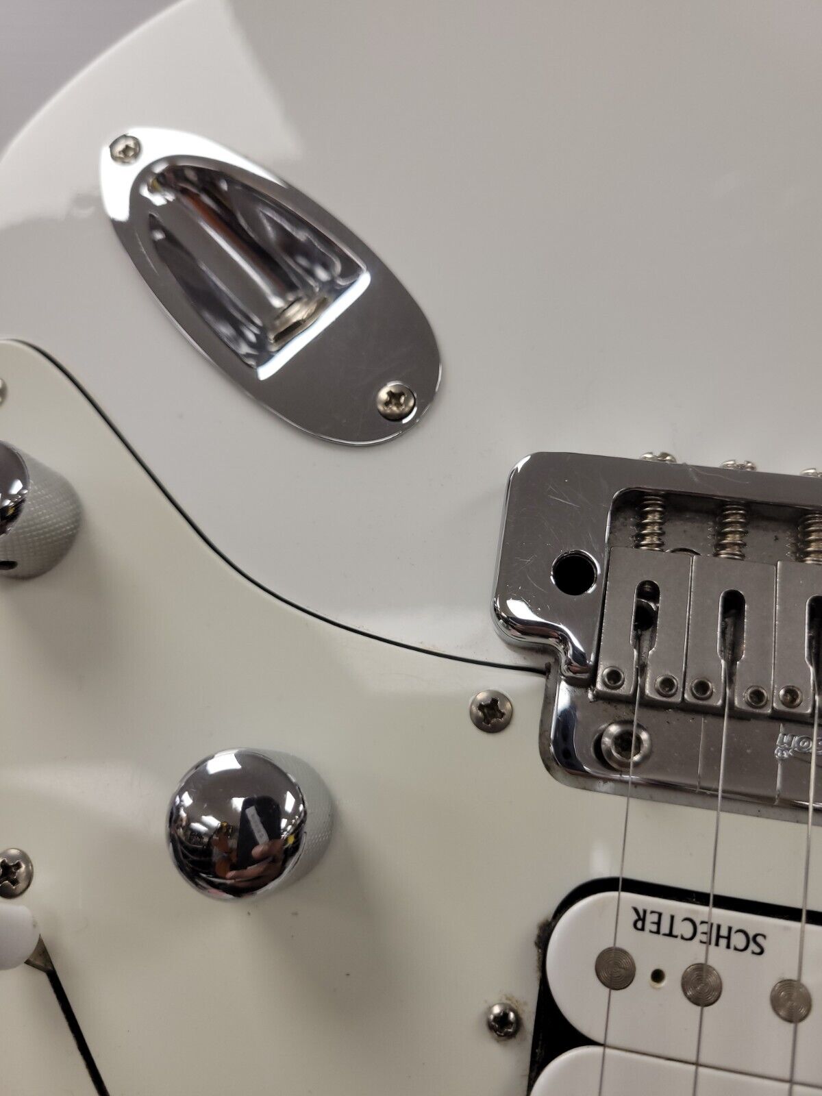 Schecter Diamond Series Electric Guitar for Rock & Metal - Professional Quality with Premium Tone for Stage & Studio Performances