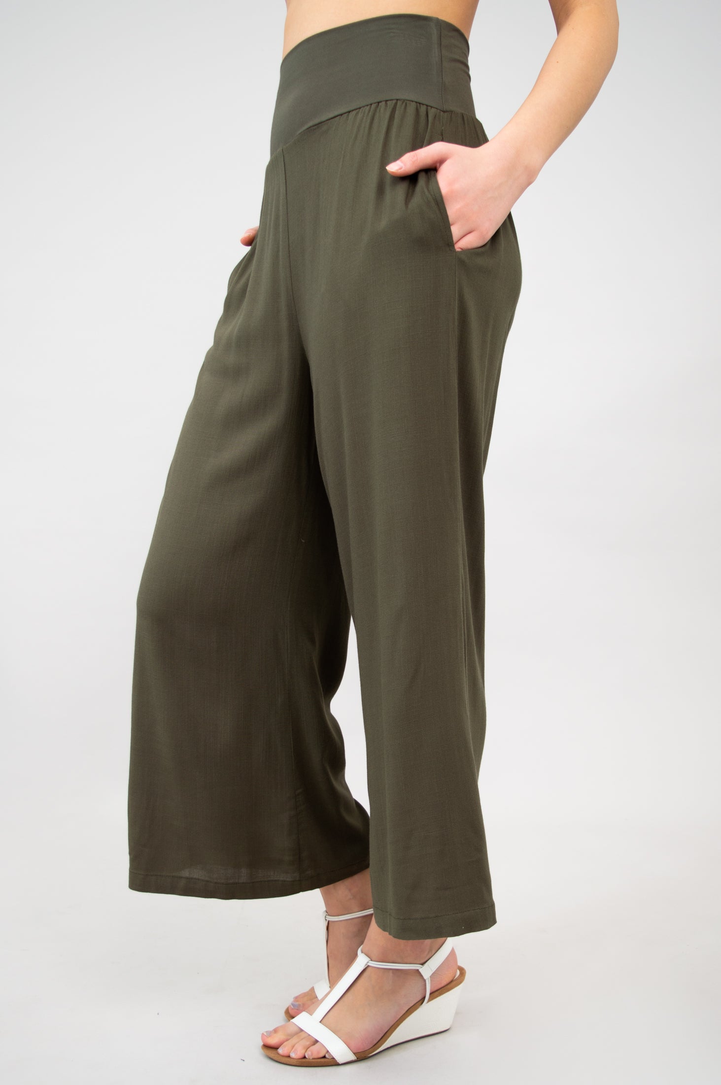 Landon Capri Pants for Women - Khaki Linen Bamboo Blend - Comfortable & Breathable for Summer, Travel & Casual Wear