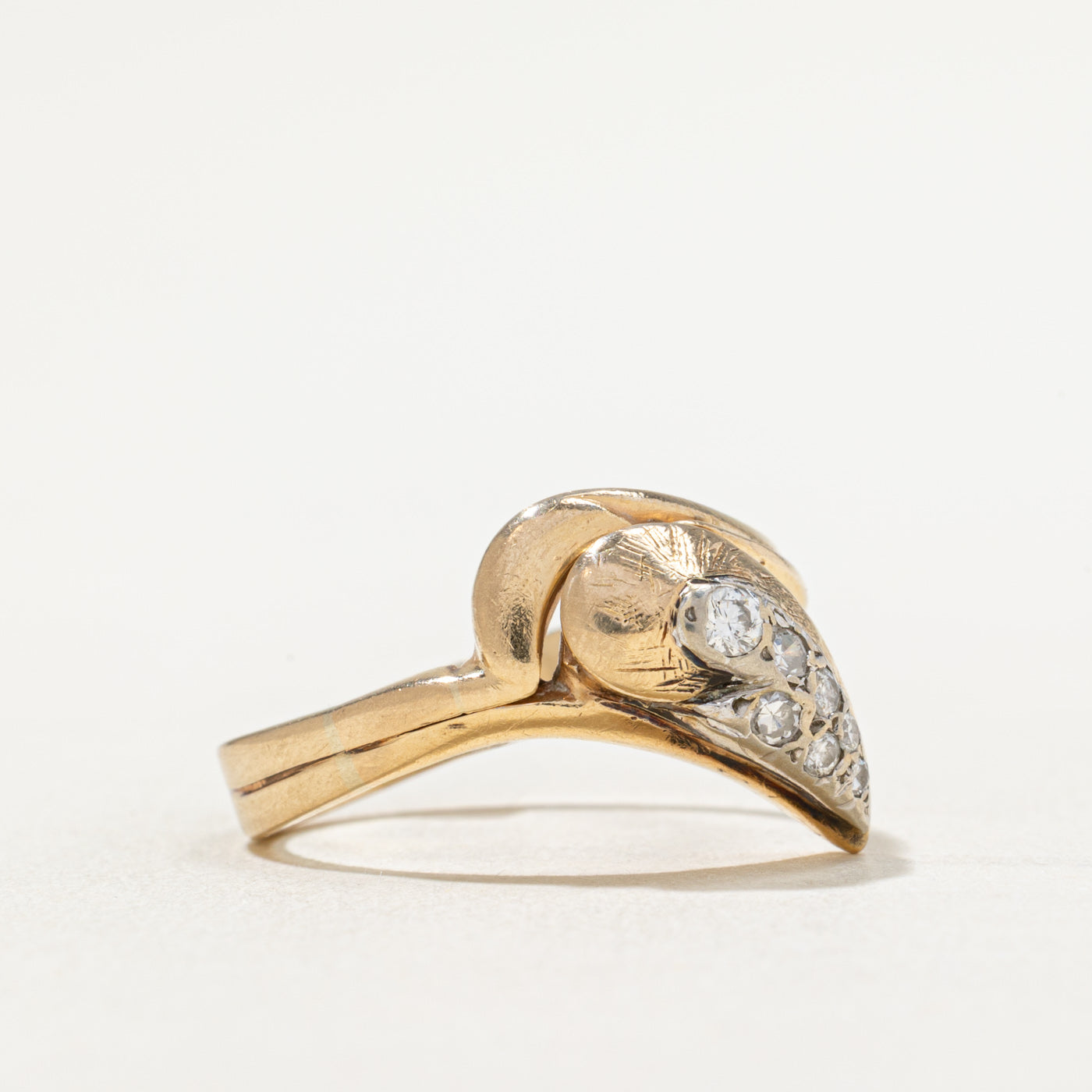 Tucan Diamond Ring - 0.19 Carat Total Weight (CTW) | Size 8 | Elegant Wedding Band, Anniversary Gift for Her | Perfect for Engagement, Proposal & Special Occasions