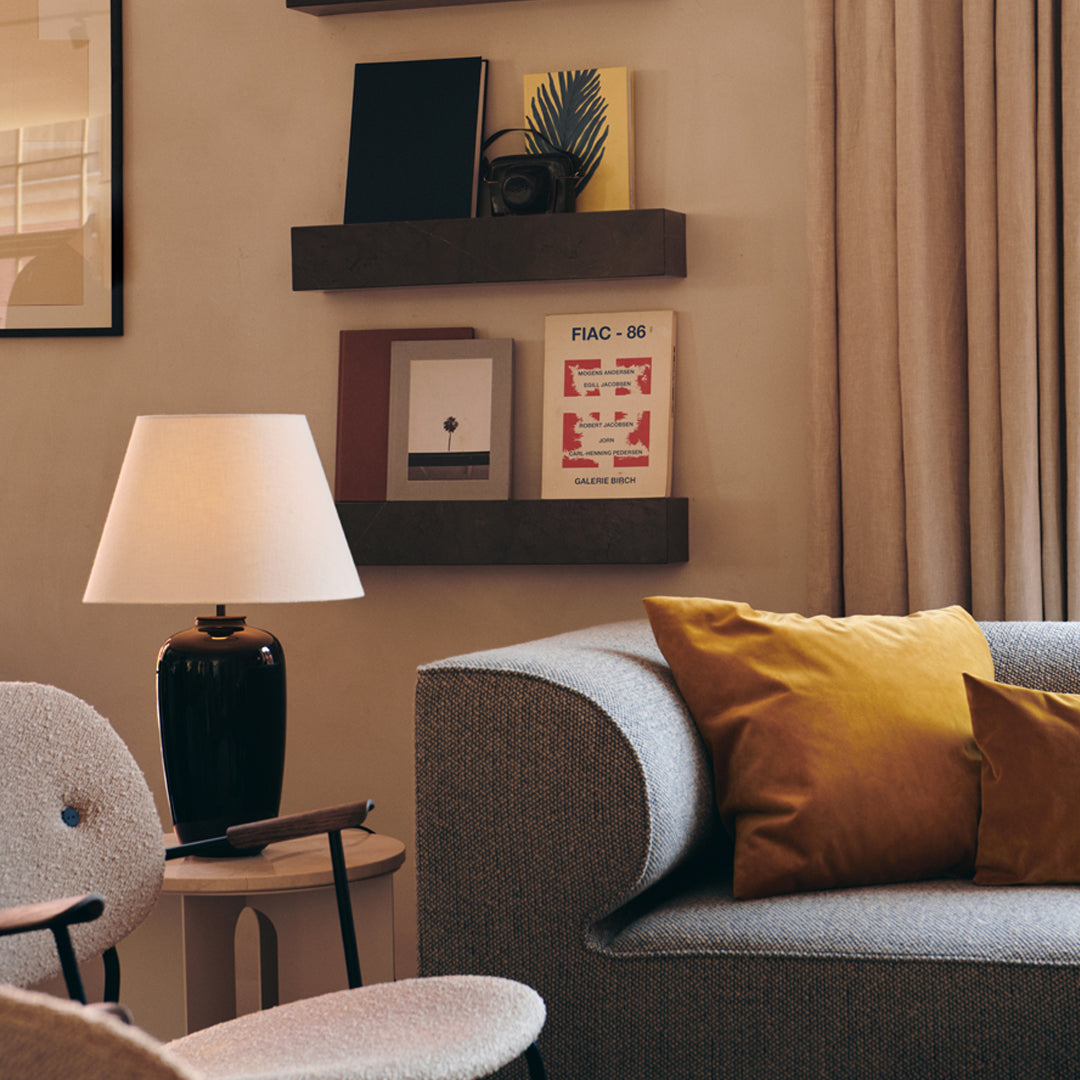 Modern Androgyne Side Table - Minimalist Nightstand, End Table for Living Room, Bedroom, or Office - Stylish Small Accent Table with Sturdy Metal Frame