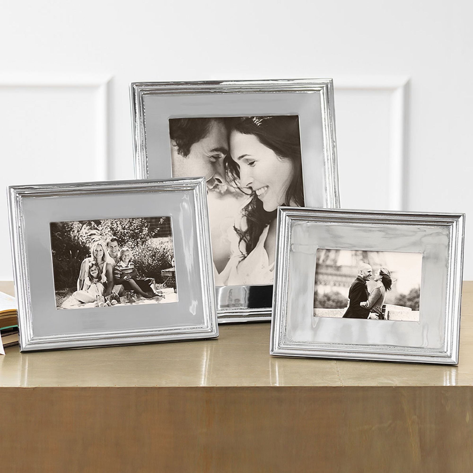 Personalized 4x6 Engravable Photo Frame - Customizable Classic Picture Frame for Wedding, Anniversary, Graduation & Home Decor Gifts