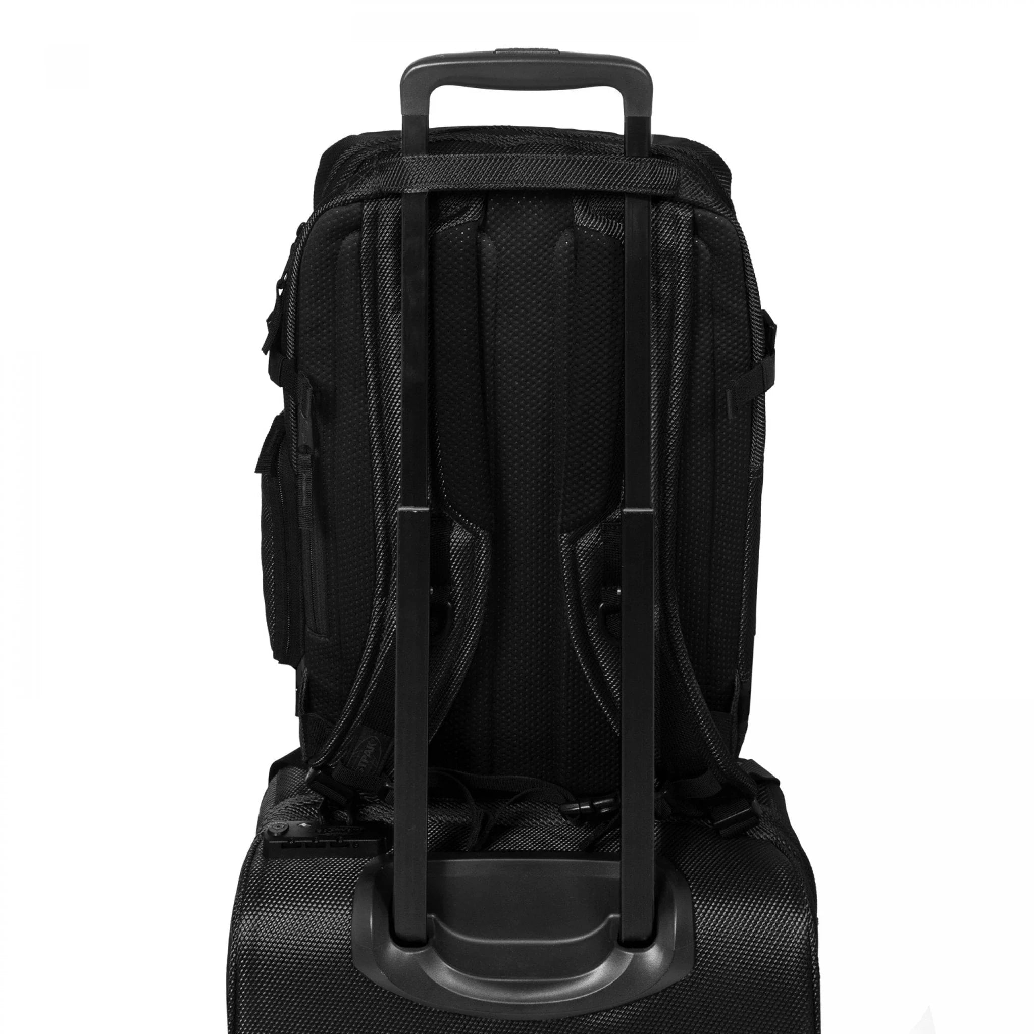 Eastpak Tecum M CNNCT Backpack - Stylish & Durable Laptop Backpack for Work, School & Travel - Water-Resistant Coat Protection for Commuters & Students