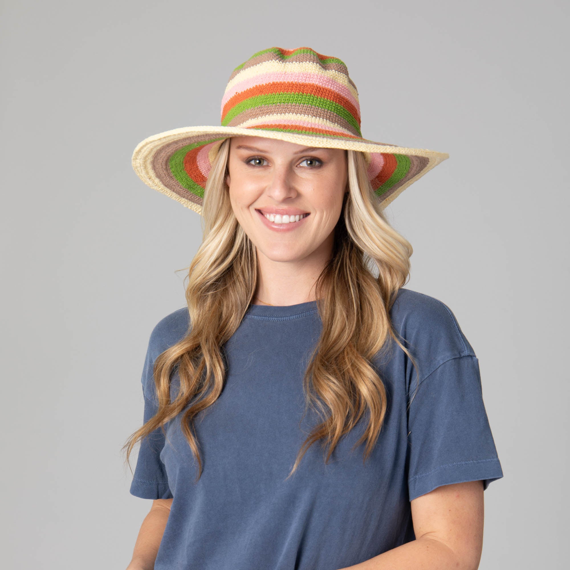 Stylish Women's Crocheted Brim Hat - Fashionable Sun Protection for Outdoor Activities, Beach Vacations & Summer Adventures