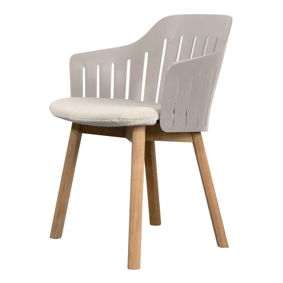 Premium Outdoor Chair with Comfortable Seat Cushion & Durable Wood Base - Perfect for Patio, Garden, Poolside & Backyard Relaxation