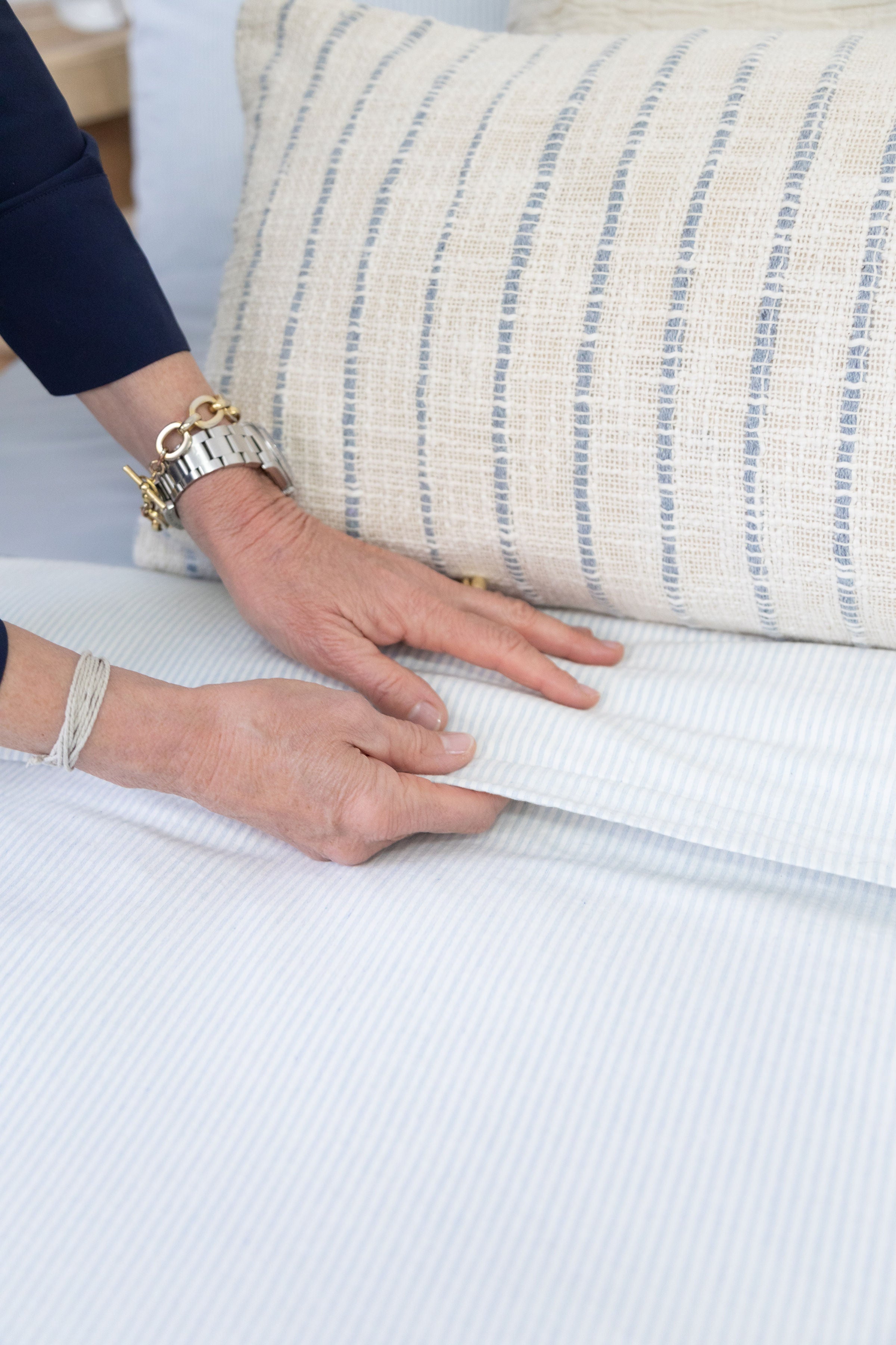 Premium Luke Duvet Cover Set - Soft & Breathable Bedding for All Seasons - Perfect for Home, Dorm, or Guest Room Decor