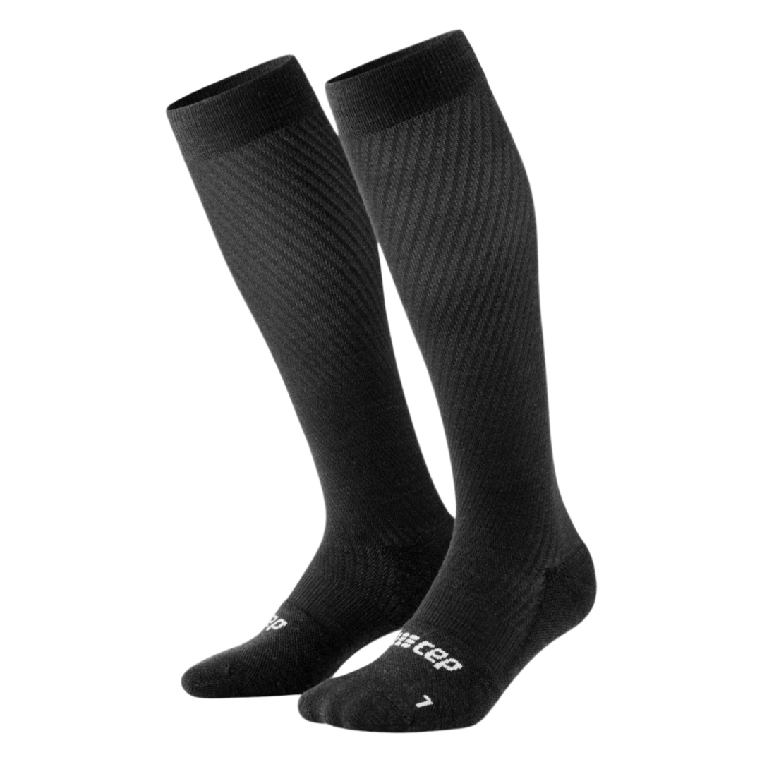 CEP Men's Flight Socks - Compression Socks for Travel & Sports - Black - Improve Circulation & Reduce Swelling During Long Flights, Running & Workouts