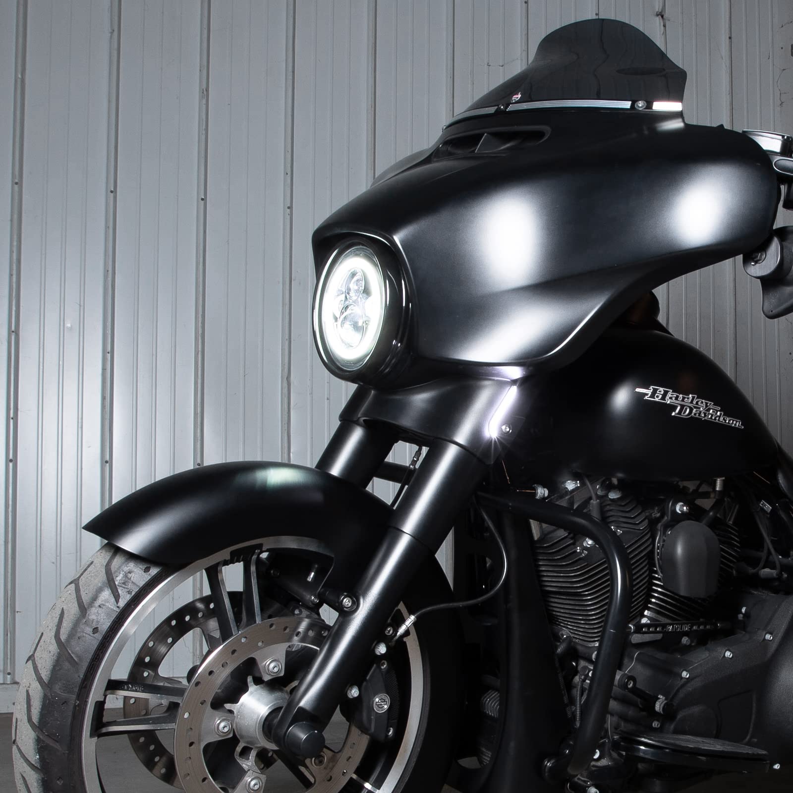 Hogworkz 7 Inch LED Halo Headlight - Daymaker Replacement for Harley Davidson Street Glide, Road King, Electra Glide & Softail - Black Housing - Bright Durable Motorcycle Lighting for Night Riding & Custom Builds