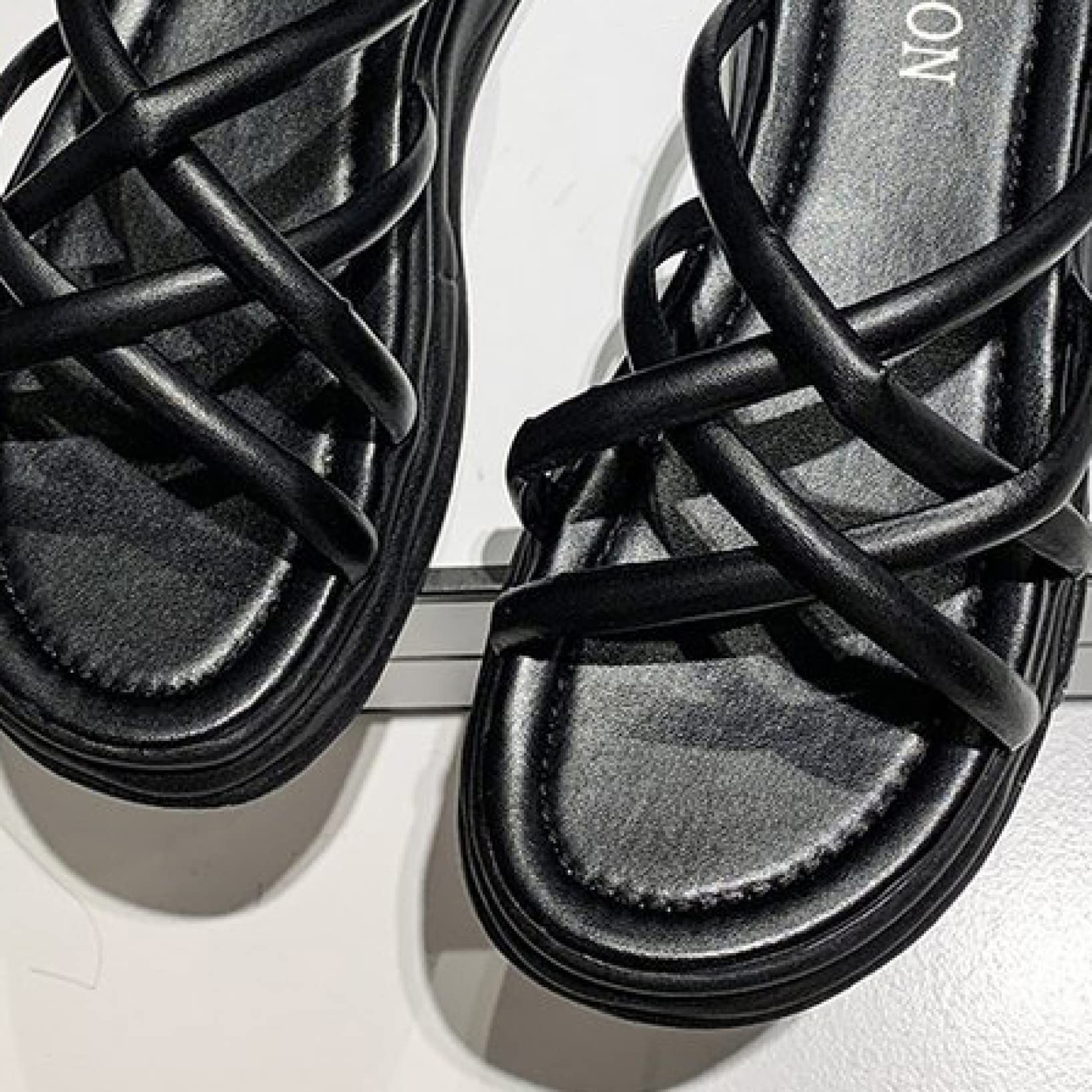 EBRICON Women's Comfortable Cross Platform Slide Sandals - PU Leather Slip-On Open Toe Summer Beach Slippers for Walking, Travel & Vacation