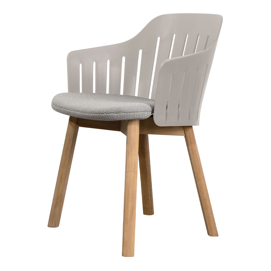 Premium Outdoor Chair with Comfortable Seat Cushion & Durable Wood Base - Perfect for Patio, Garden, Poolside & Backyard Relaxation