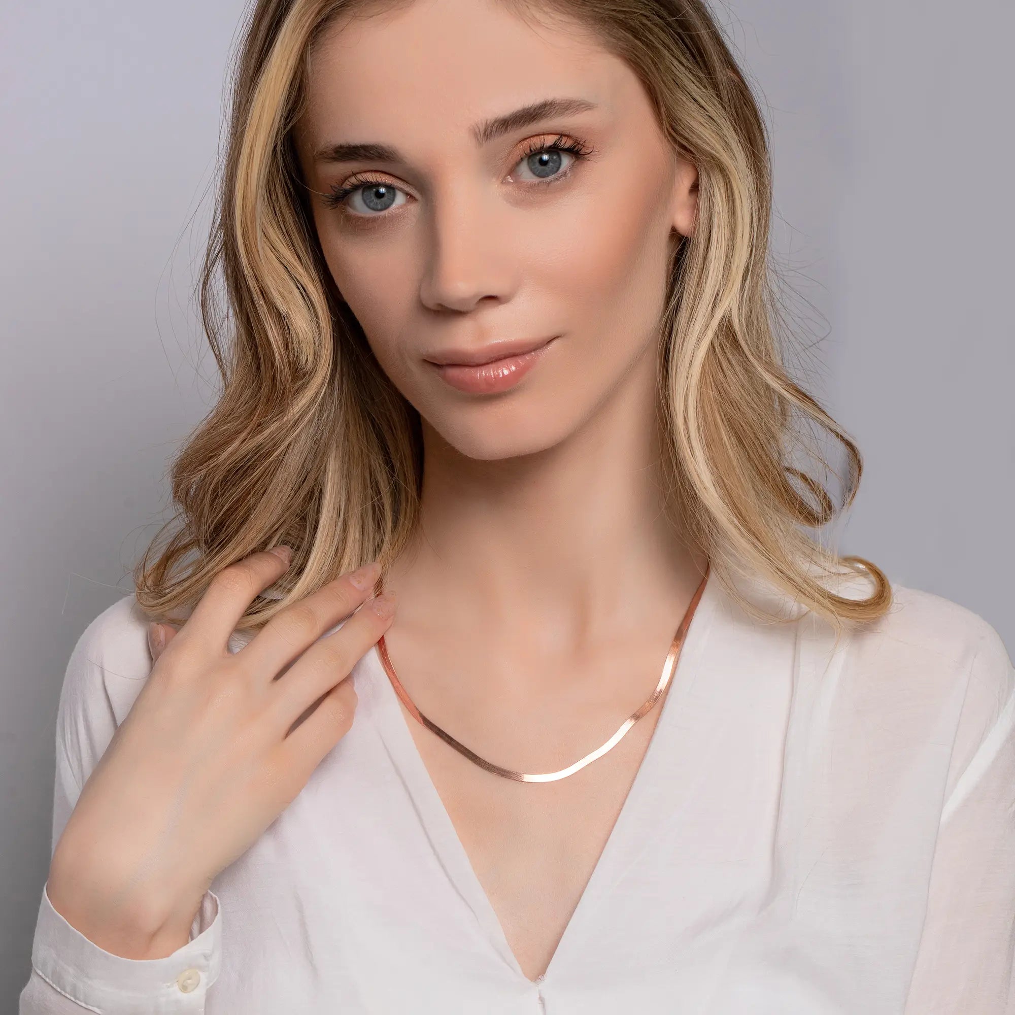 Rose Gold Herringbone Chain Necklace for Women - 18K Gold Plated Dainty Layering Necklace Jewelry Gift for Her - Perfect for Everyday Wear, Date Nights & Special Occasions
