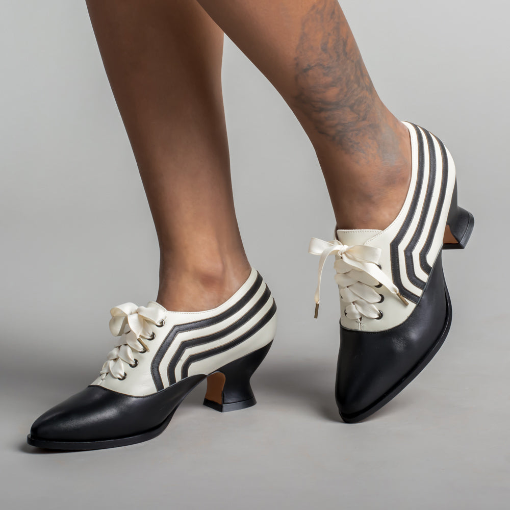 Bernadette Vintage Edwardian Oxford Shoes for Women - Ivory & Black Leather Lace-Up Dress Shoes for Weddings, Cosplay & Historical Reenactments