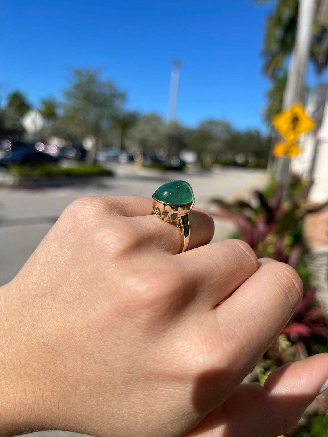 16.37 Carat Large Deep Green Cabochon Emerald Solitaire Bezel Ring in 14K Gold - Elegant Jewelry for Weddings, Anniversaries & Special Occasions