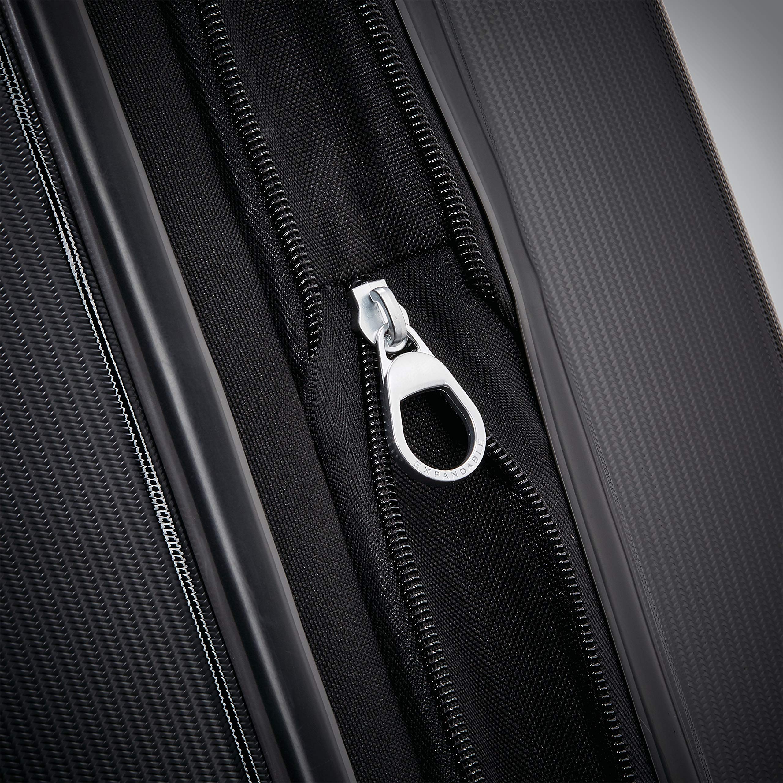 Samsonite Winfield 3 DLX Expandable Hardside Spinner Luggage Set - 3-Piece (20/25/28 Inch) Black Carry-On Suitcase for Travel, Business Trips & Vacations