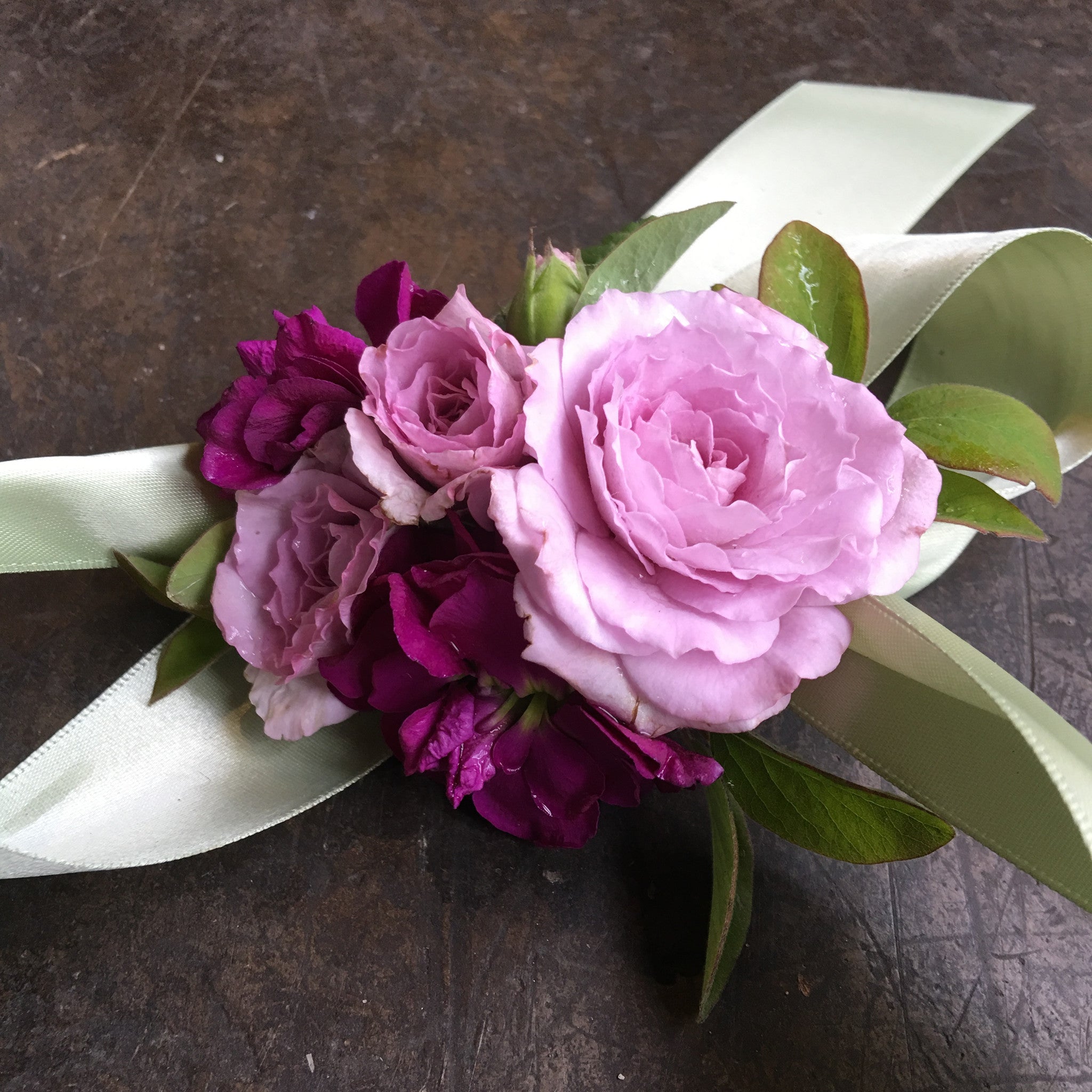 Elegant Wrist Corsage for Prom, Wedding & Special Events - Floral Bracelet for Women & Girls - Perfect for Dances, Parties & Formal Occasions