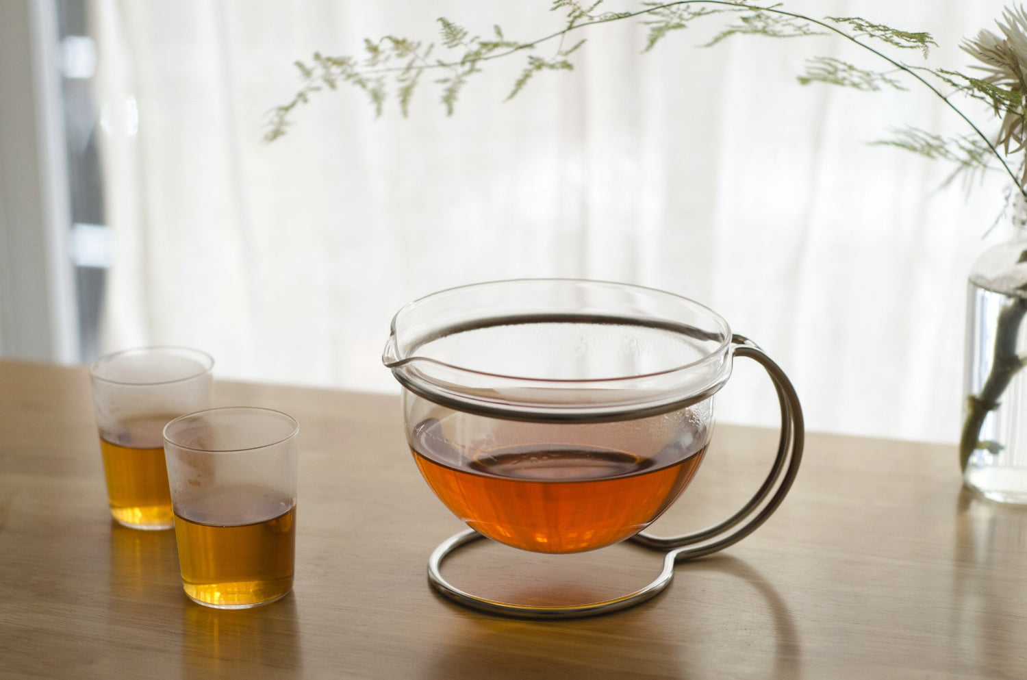 Premium Small Mono Glass Teapot - 20 oz Clear Borosilicate Glass with Stainless Steel Infuser - Perfect for Loose Leaf Tea, Herbal Tea & Iced Tea Brewing at Home or Office