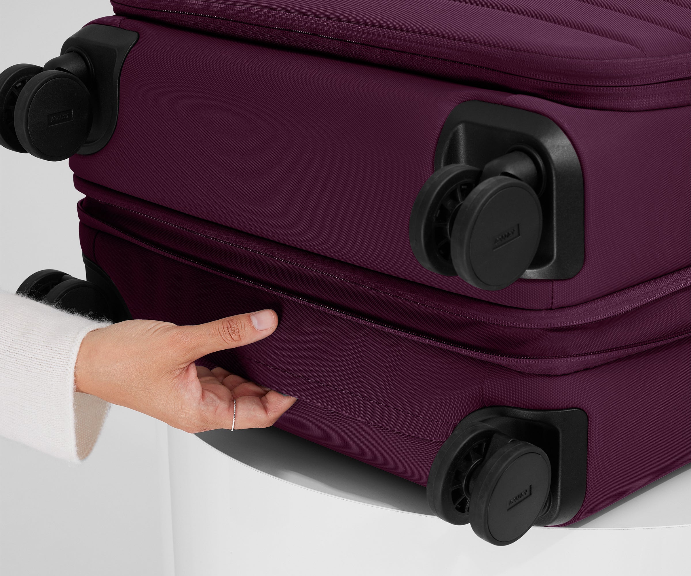 Premium Softside Medium Luggage in Elegant Plum Purple - Perfect for Travel, Business Trips & Weekend Getaways