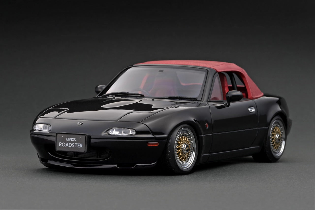 1:18 Scale Mazda Eunos Roadster NA Diecast Model Car - Black Collectible Sports Car for Display & Gift - Perfect for Car Enthusiasts & Office Decor