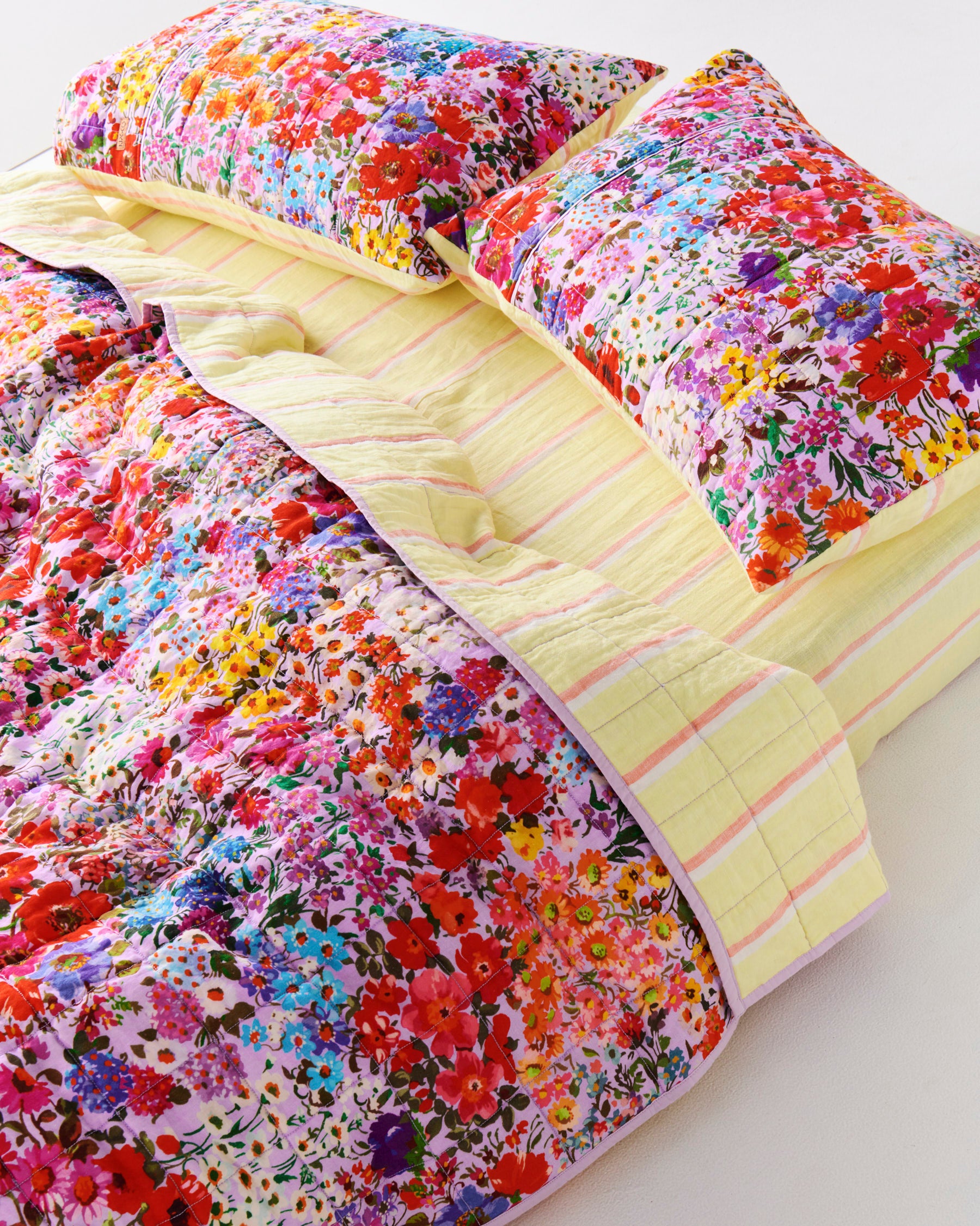 Reversible Linen Quilted Pillowcases - Full Bloom Floral Design | Soft & Breathable Bedding for All Seasons | Perfect for Home Decor, Guest Rooms & Cozy Bedroom Makeovers