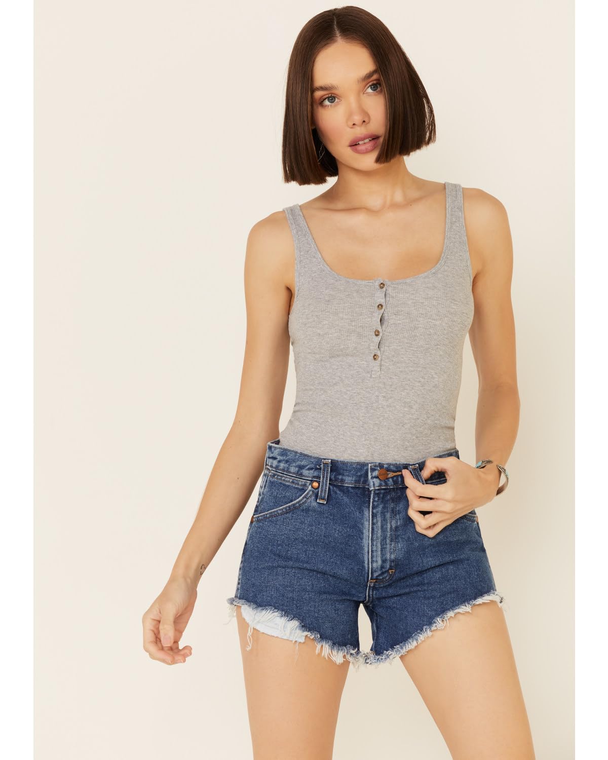 Wrangler Women's Frayed Hem Denim Shorts - Comfortable Distressed Denim Cutoffs for Casual Wear, Summer Outfits & Outdoor Activities