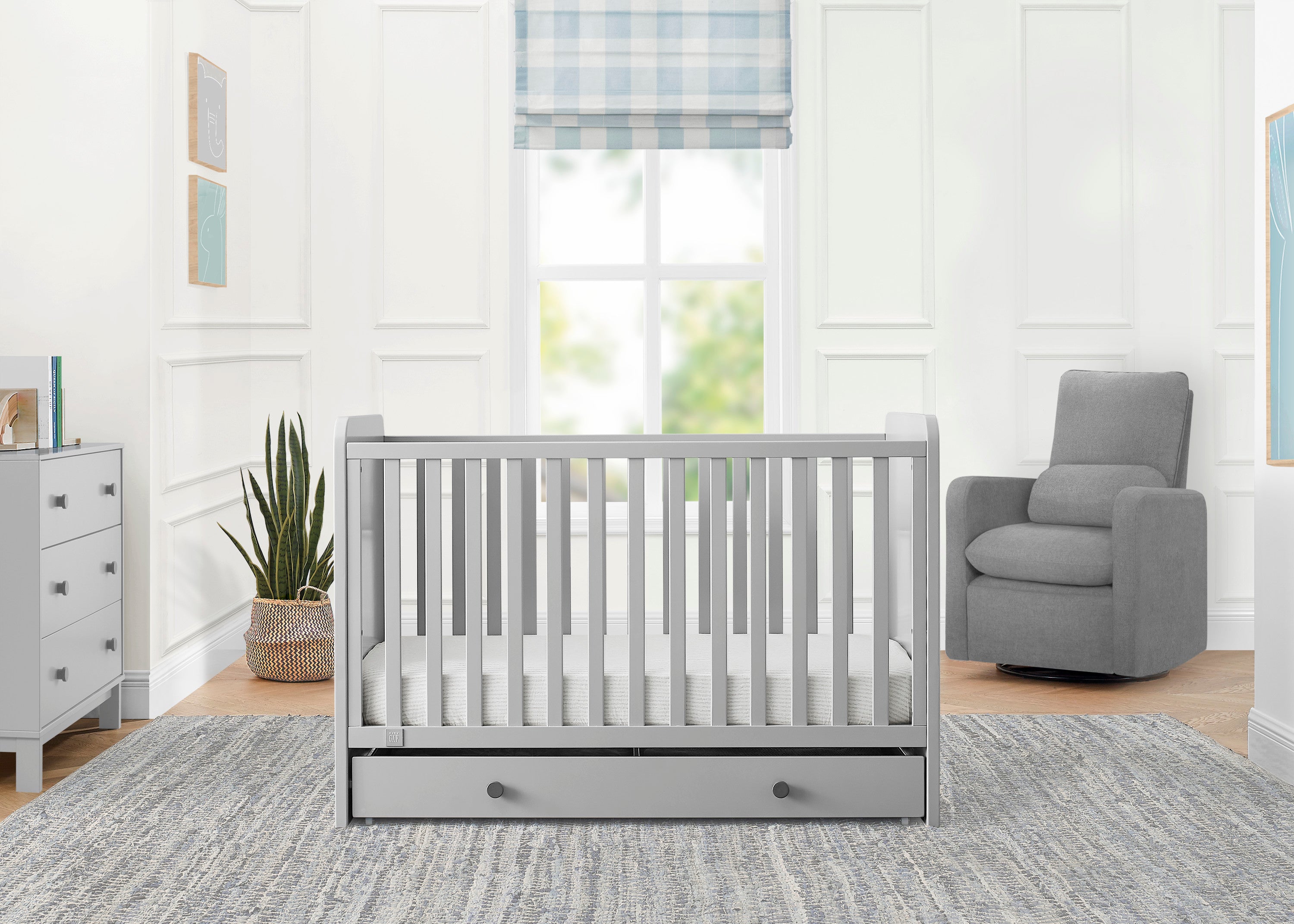 BabyGap Graham 4-in-1 Convertible Crib with Storage Drawer - Nursery Furniture for Newborns to Toddlers - Perfect for Small Spaces & Modern Nurseries