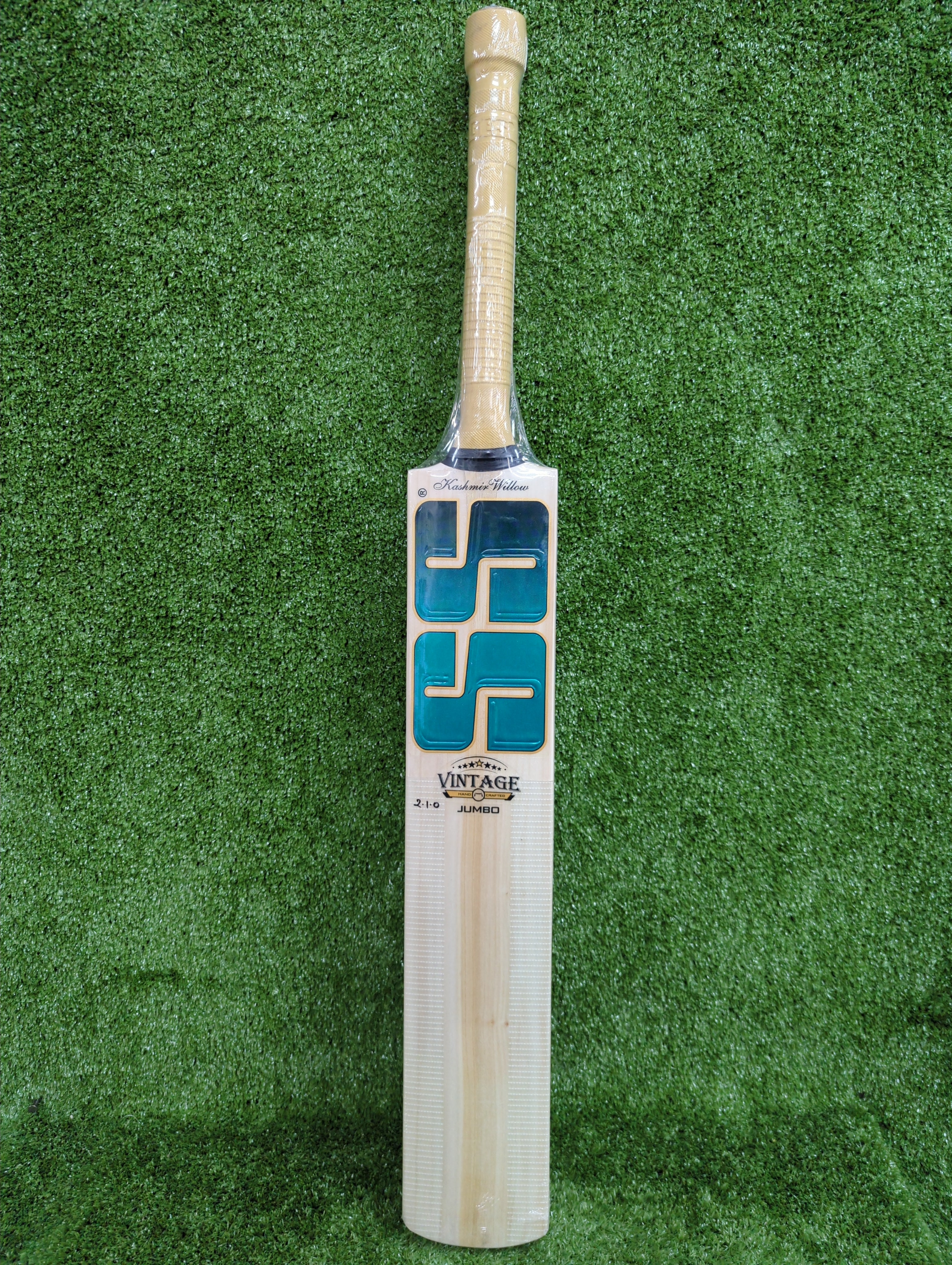 SS Vintage Jumbo Kashmir Willow Cricket Bat - Professional Grade Cricket Equipment for Practice & Matches - Perfect for Cricket Training, Backyard Games & Competitive Play