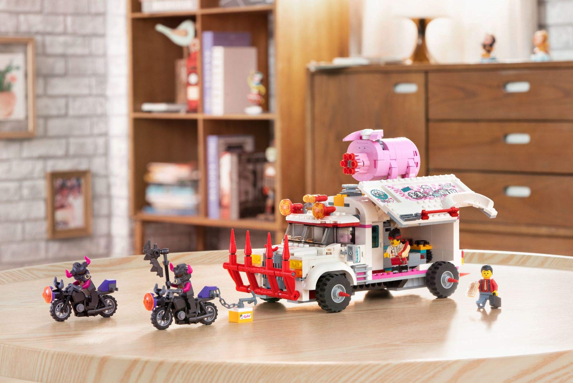 LEGO Monkie Kid: Pigsy’s Food Truck 80009 Building Kit (832 Pieces) - Creative Construction Toy for Kids, Perfect Birthday Gift - Fun for Playtime, Storytelling & Display