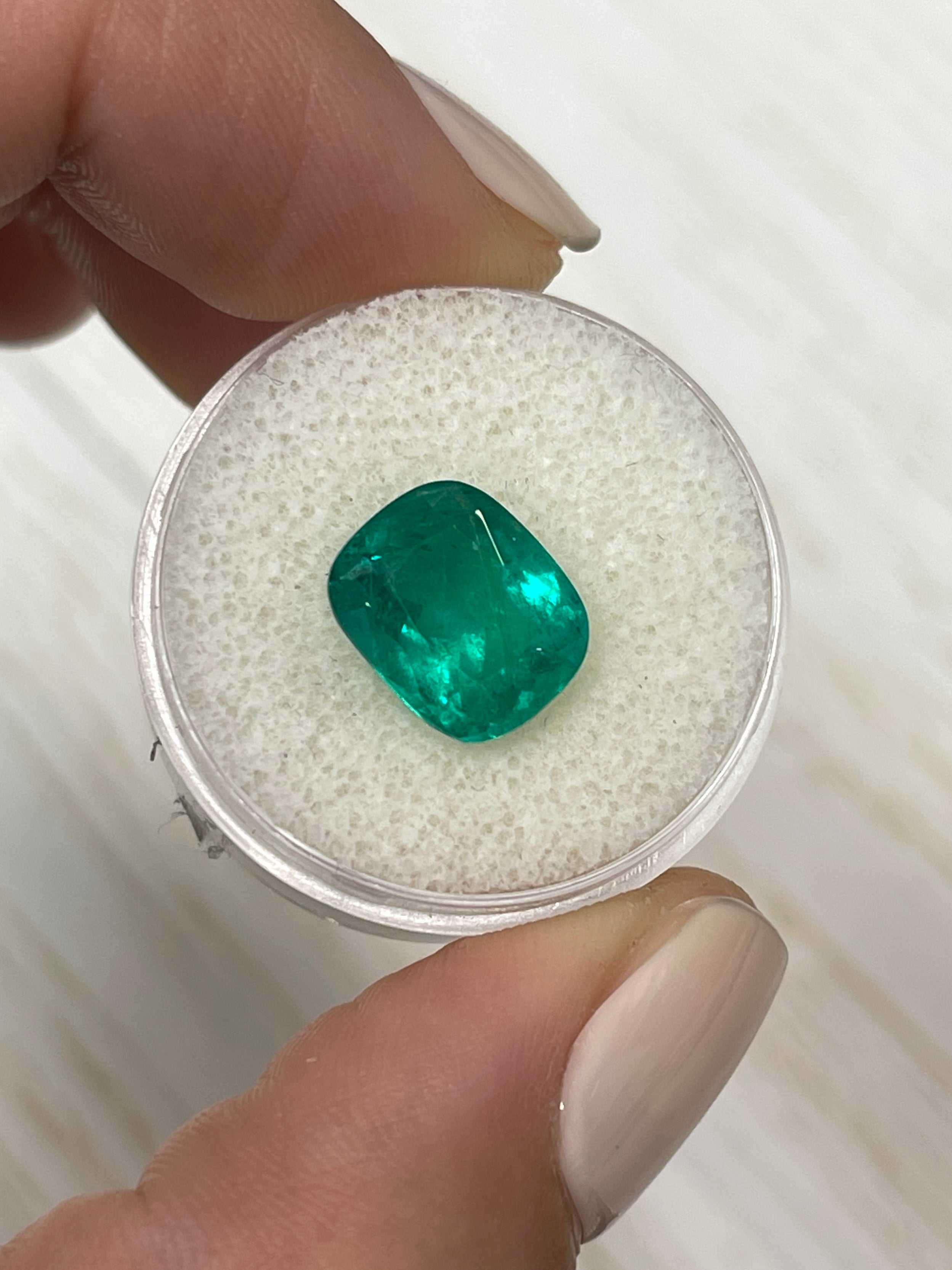 4.45 Carat 11x9mm Vivid Muzo Green Natural Loose Colombian Emerald Gemstone - Cushion Cut for Jewelry Making, Engagement Rings & Luxury Gifts