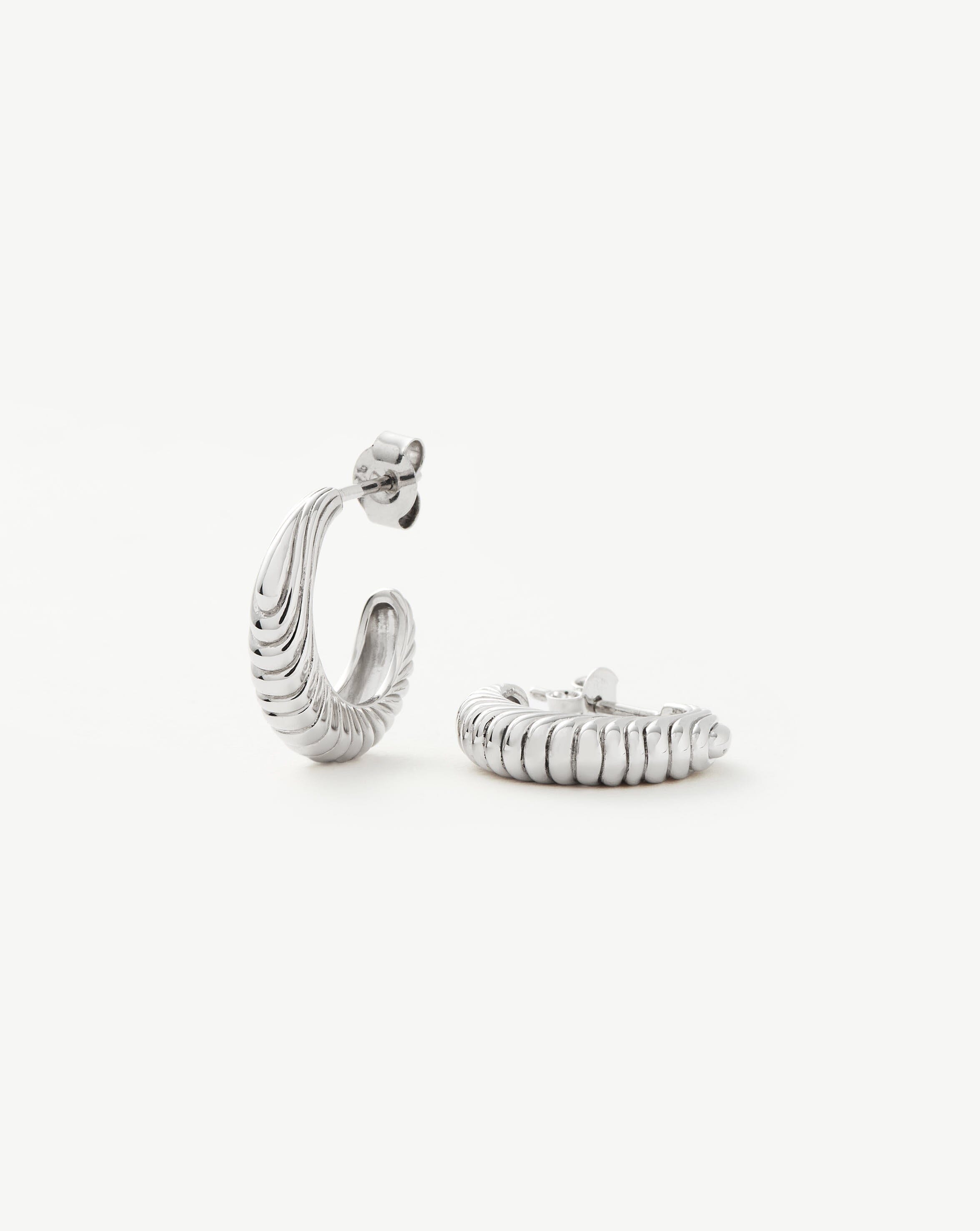 Wavy Ridge Small Hoop Earrings for Women - Minimalist Gold Plated Dainty Hoops - Perfect for Everyday Wear, Office & Date Night