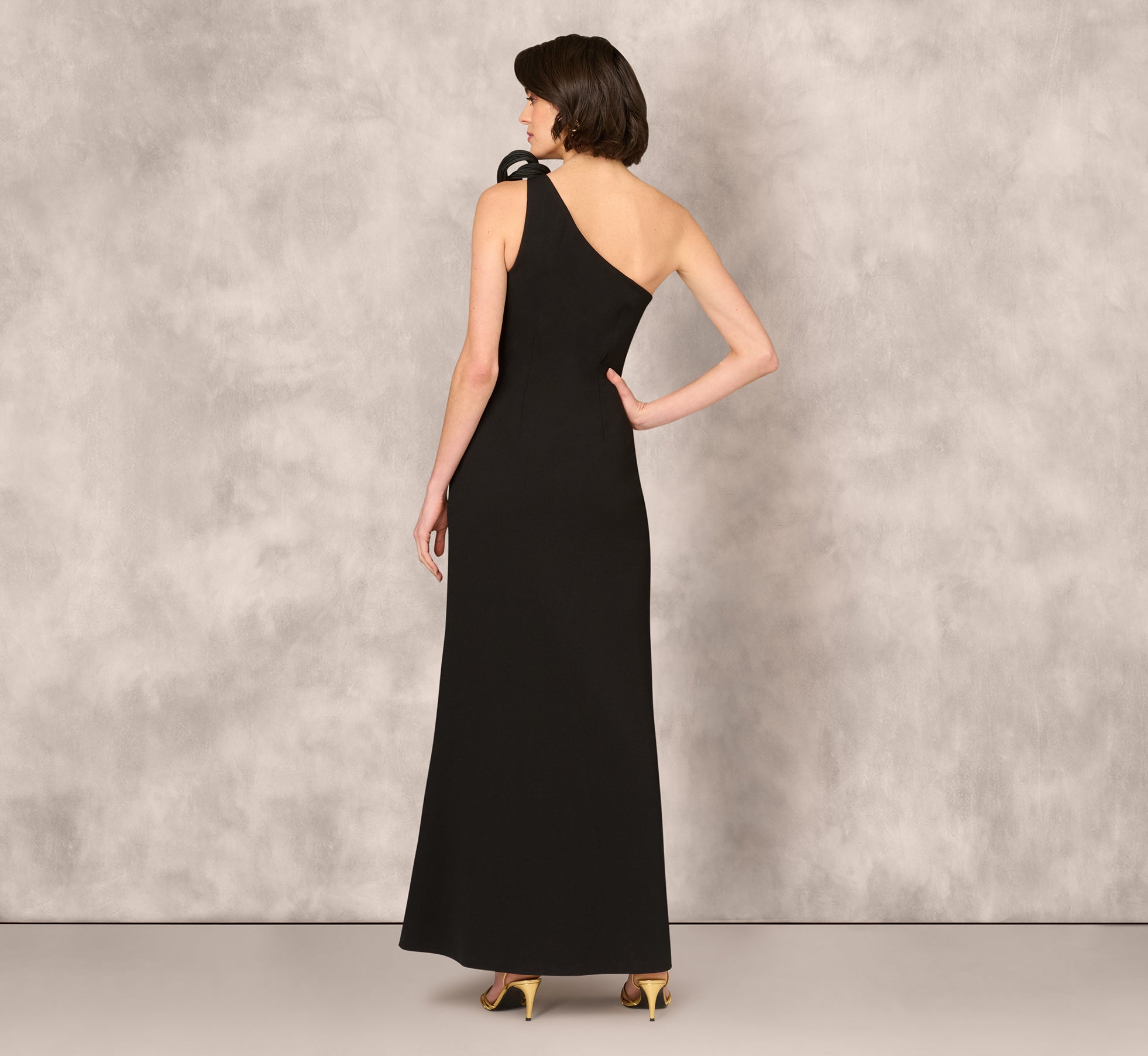 Elegant Black One Shoulder Pleated Mermaid Gown - Formal Evening Dress for Prom, Wedding & Special Occasions