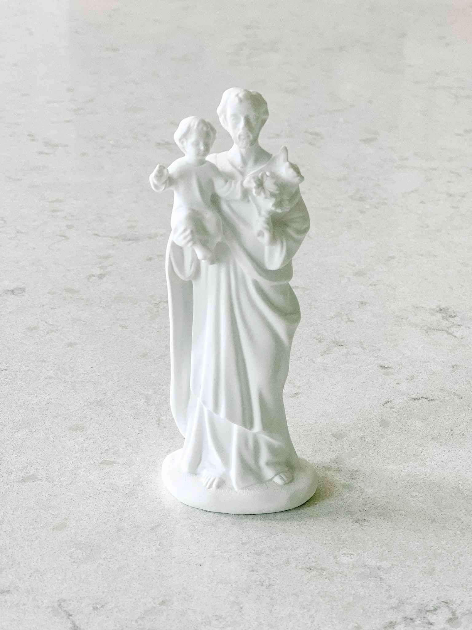 Saint Joseph Statue - Patron Saint of Workers & Families - Religious Home Decor for Catholic Gifts, Prayer Altar & Garden Statuary