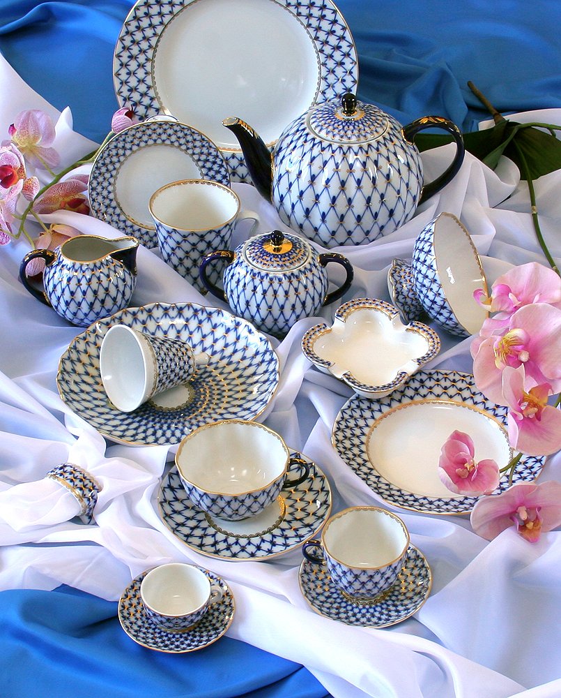 Lomonosov Porcelain Coffee Cup and Saucer Set - Hand-Painted Tulip & Cobalt Net Design - Elegant Tea & Espresso Cup for Home, Cafe, or Gift