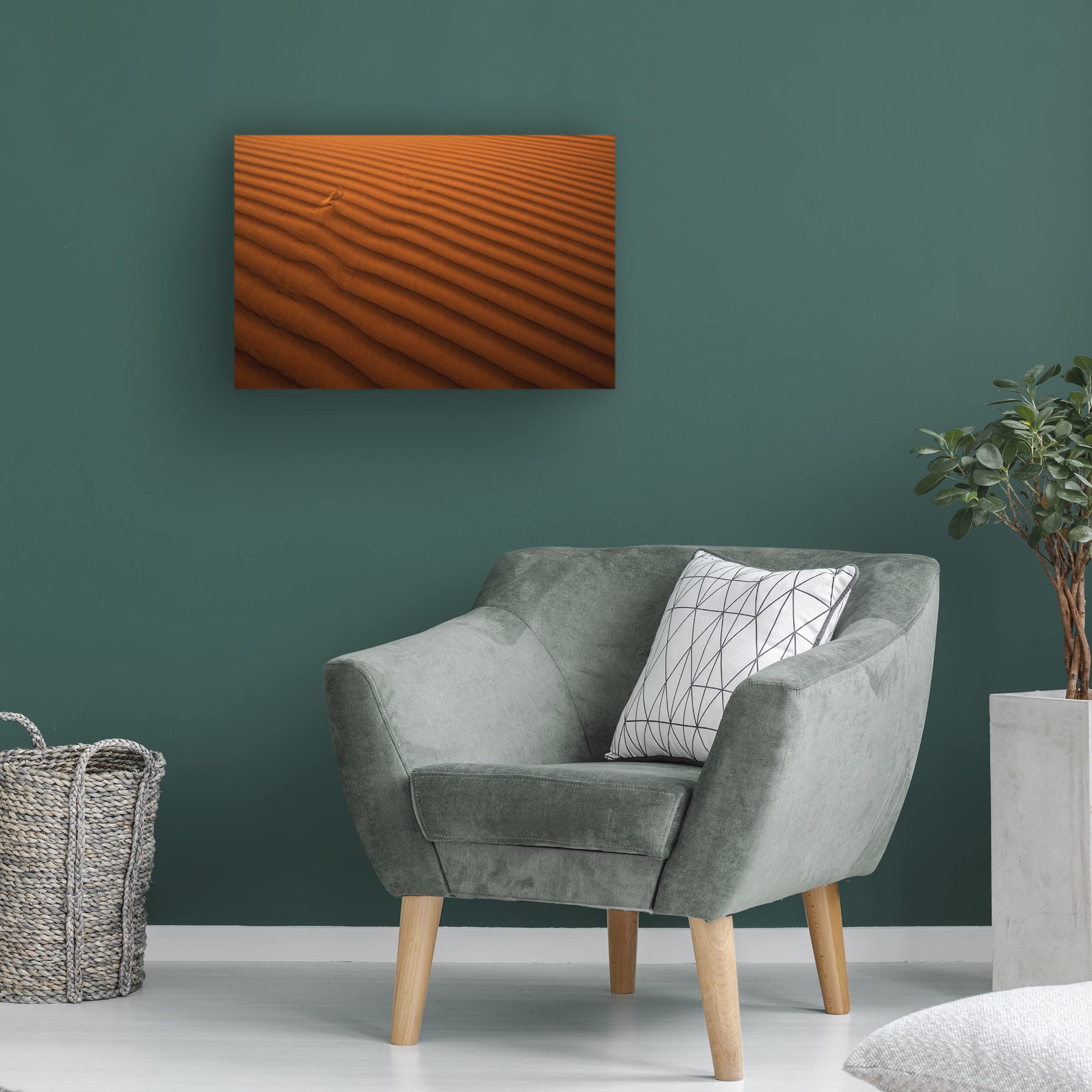 Trademark Fine Art 'Golden Lines' Canvas Art by Ibrahim Nabeel - Modern Abstract Wall Decor for Living Room, Bedroom & Office